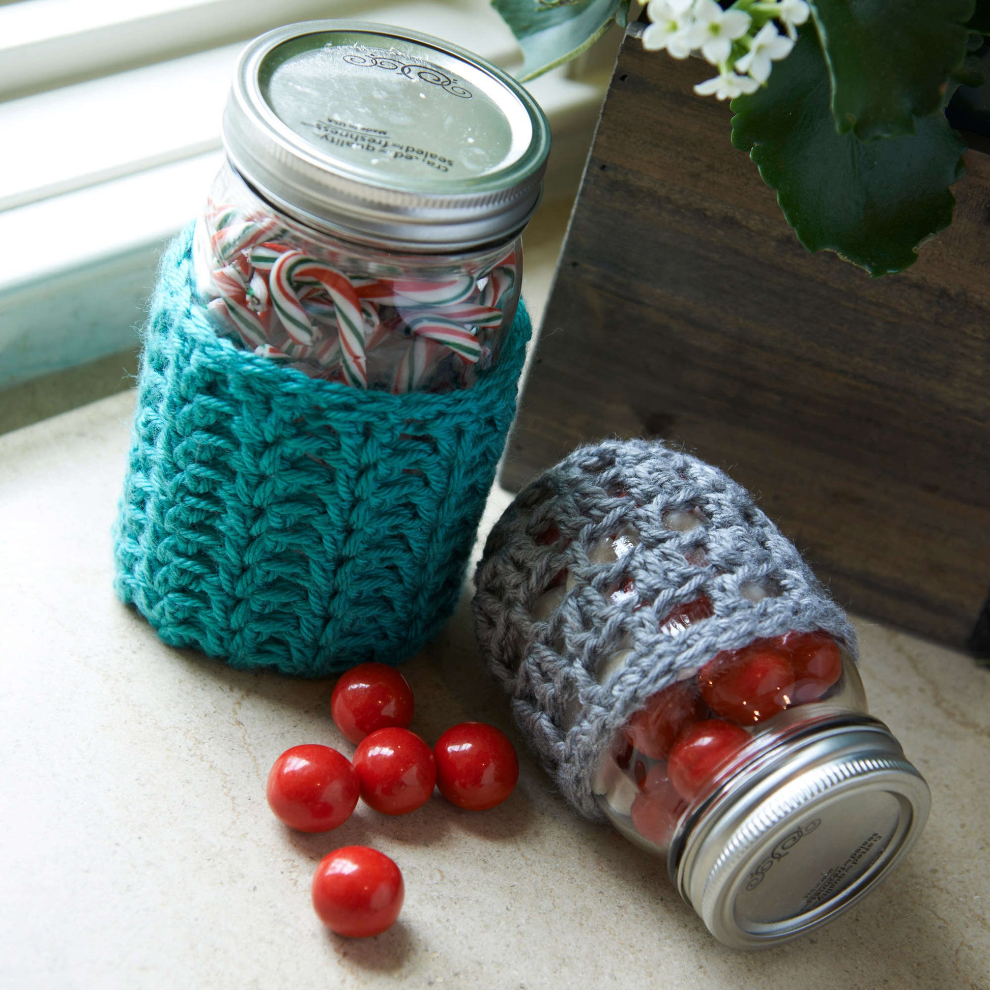 Free Red Heart Crochet Jar Cozies Pattern