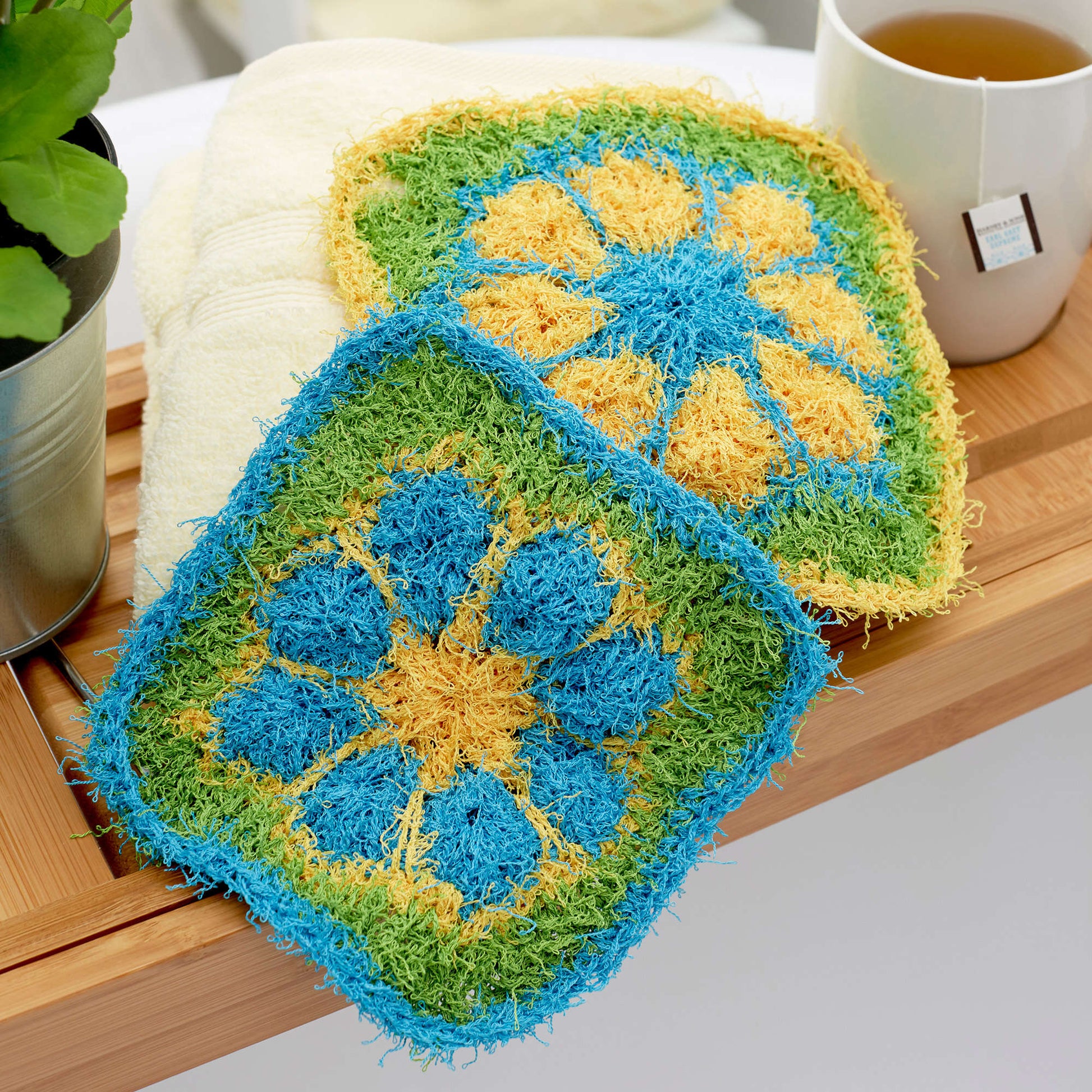 Free Red Heart Tropical Flower Scrubby Pattern