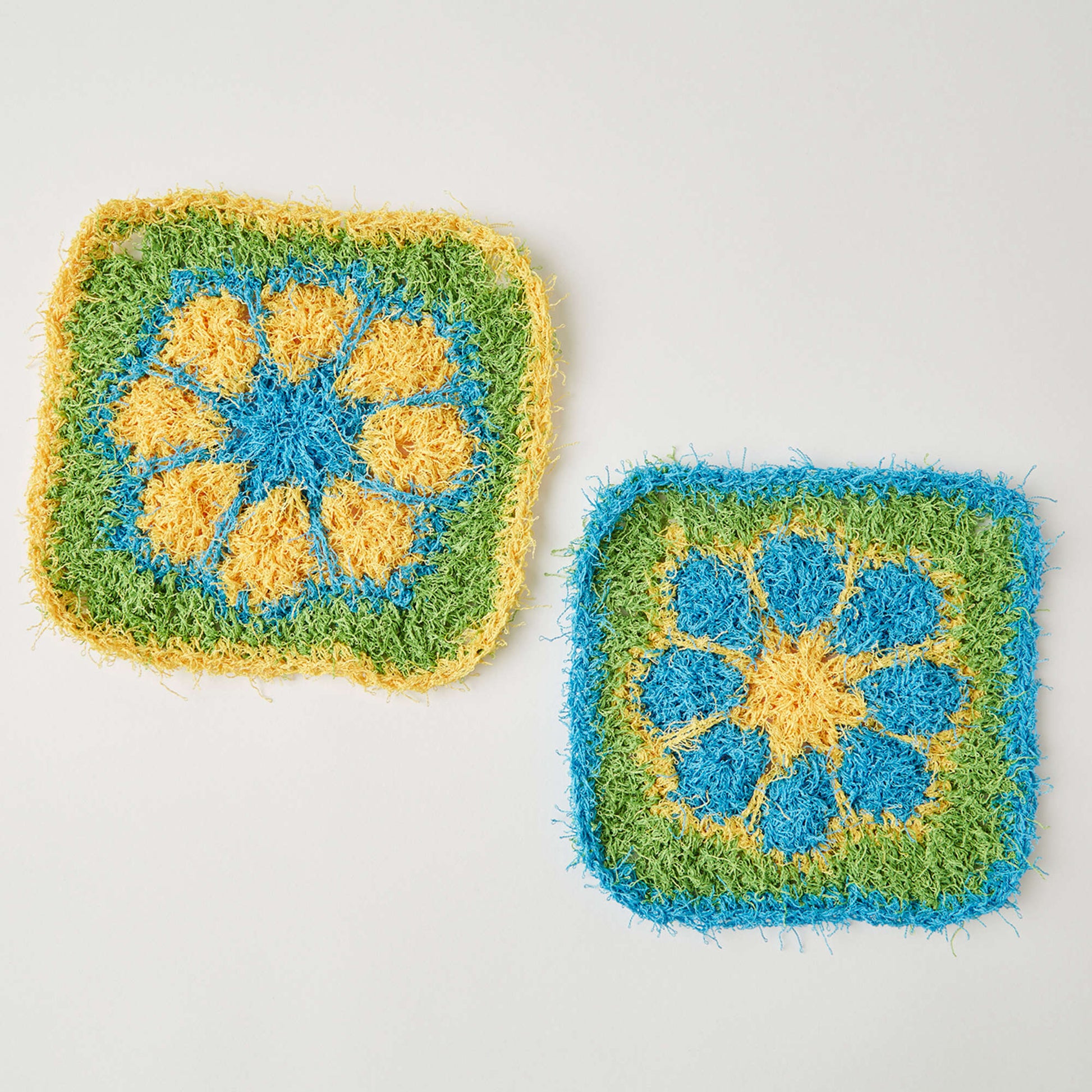 Free Red Heart Tropical Flower Scrubby Pattern