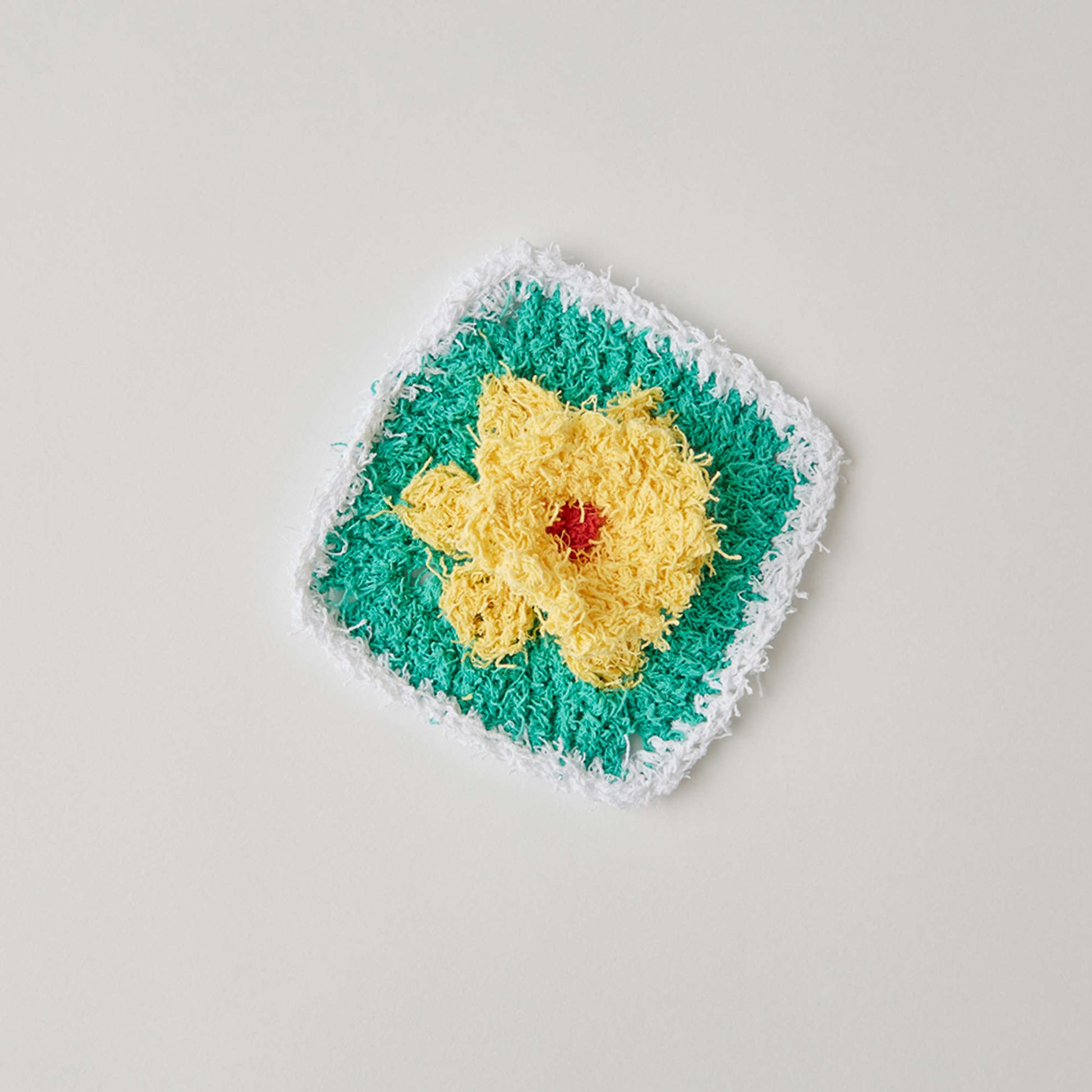 Free Red Heart Daffodil Cotton Scrubby Crochet Pattern