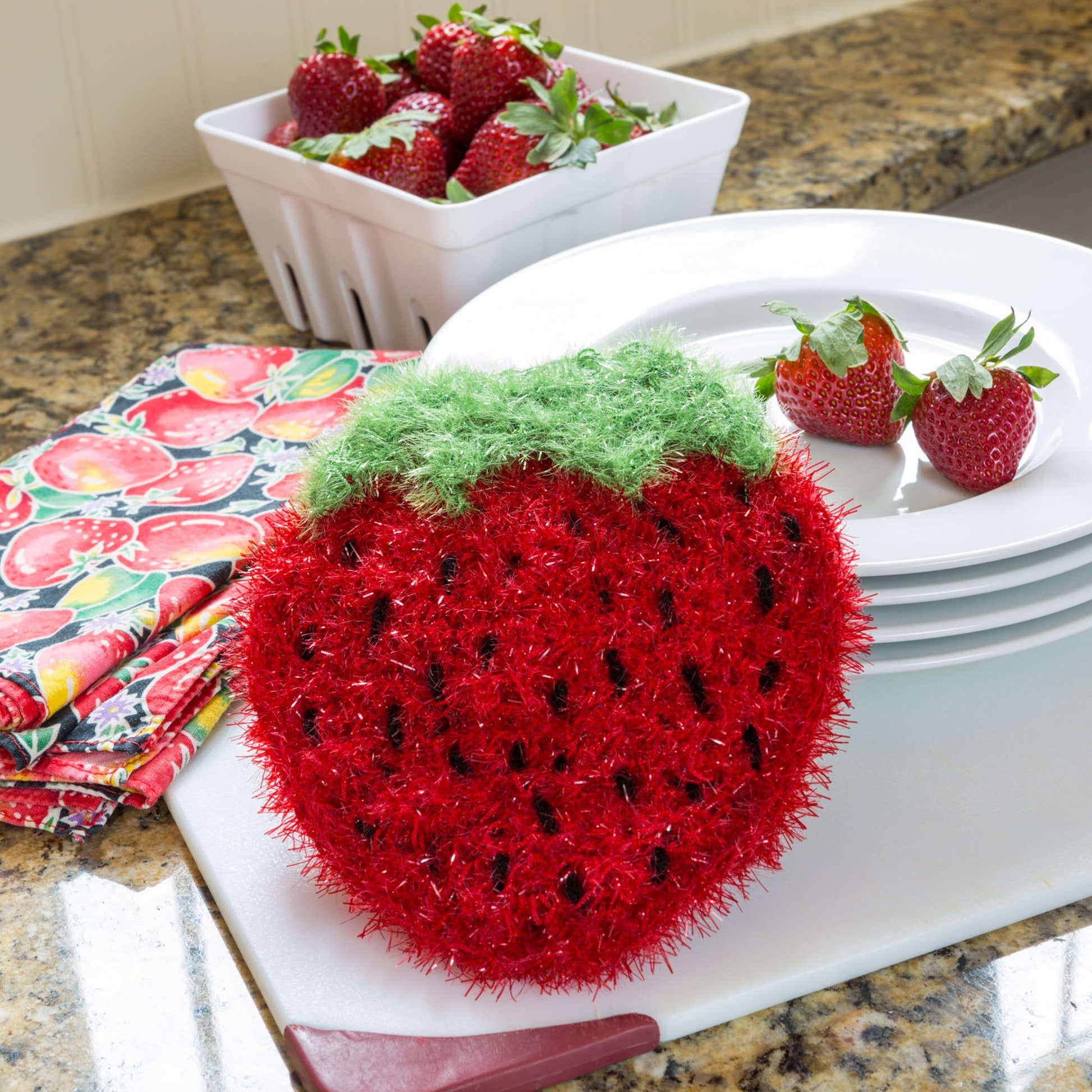 Free Red Heart Strawberry Sparkle Scrubby Crochet Pattern