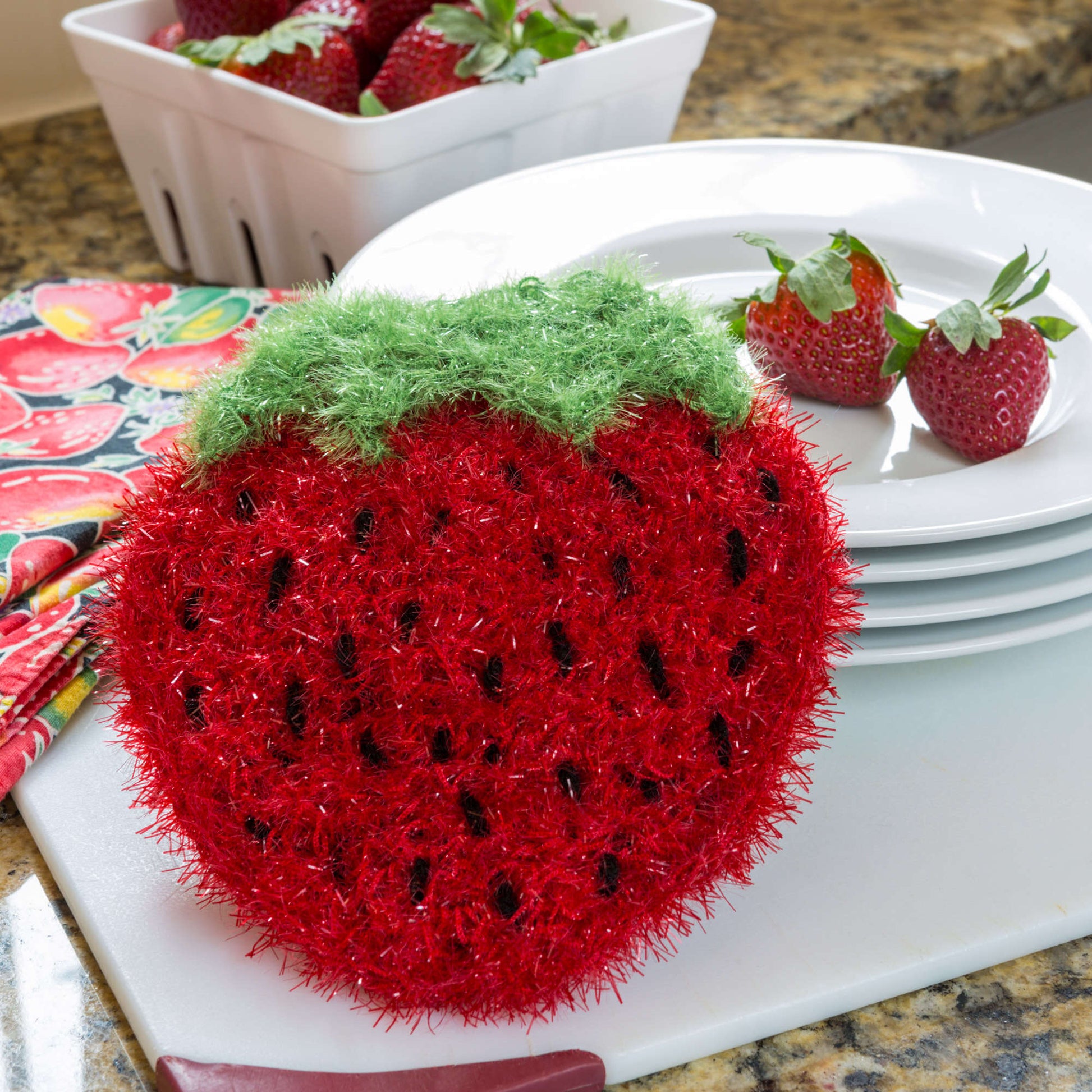 Free Red Heart Strawberry Sparkle Scrubby Crochet Pattern