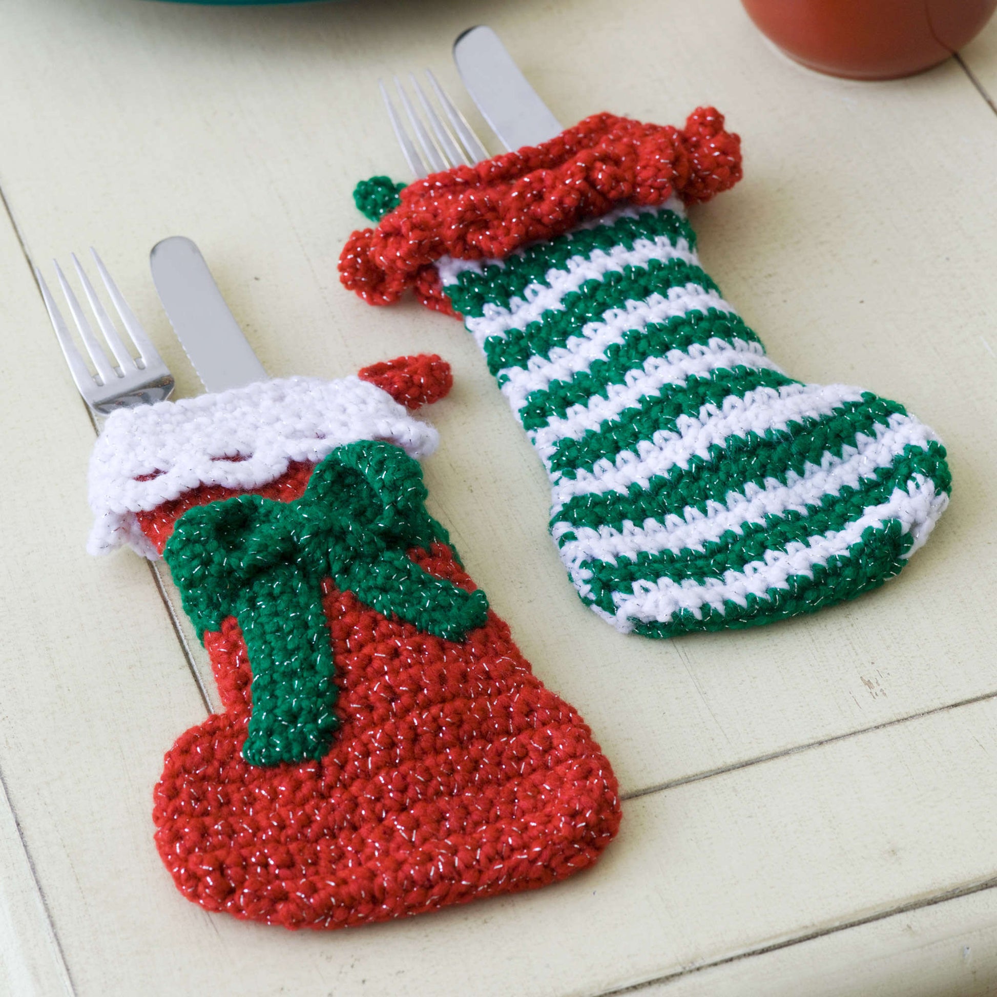 Free Red Heart Elf Stockings Crochet Pattern