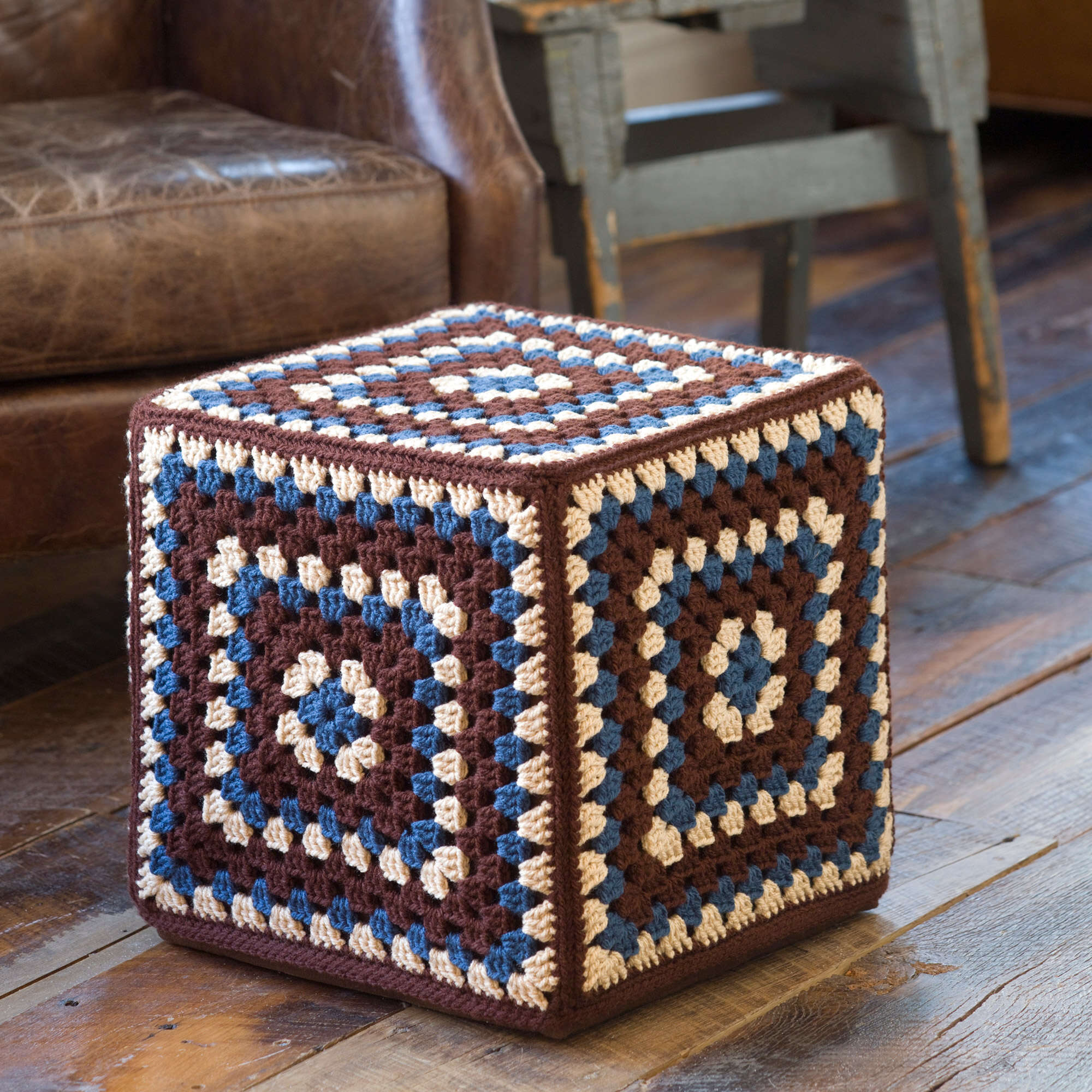 Free Easy Red Heart Granny Ottoman Cover Crochet Pattern Yarnspirations