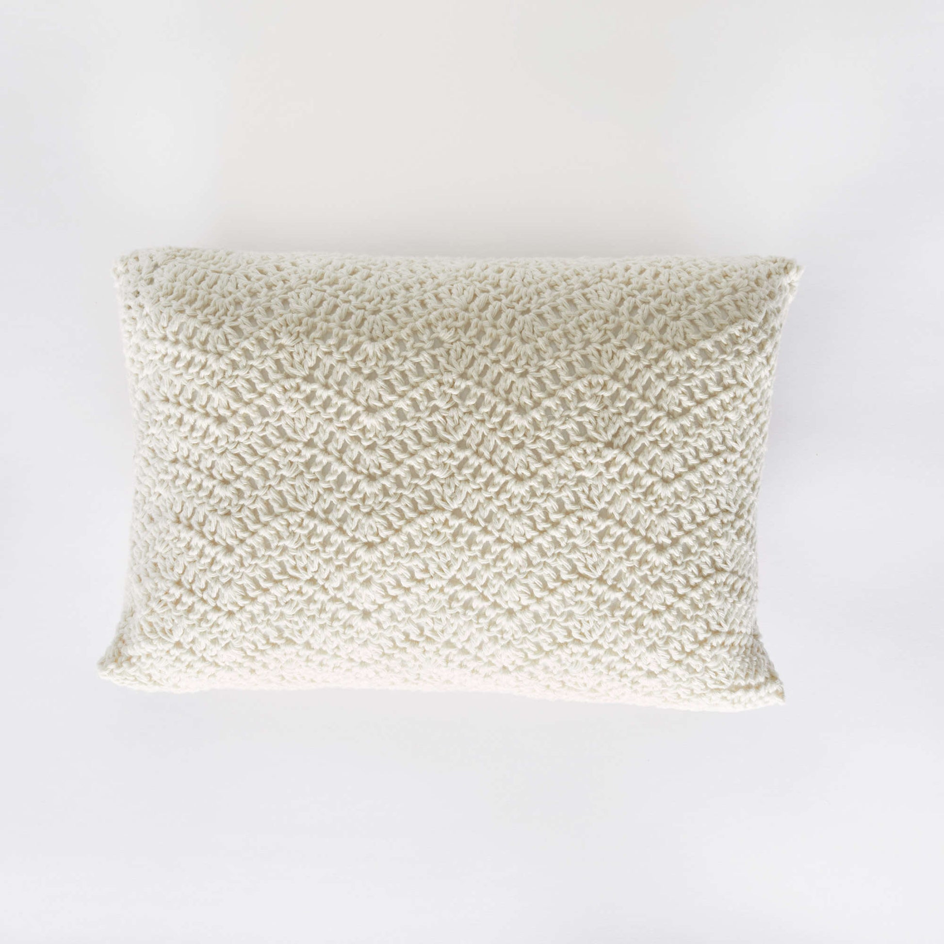 Free Red Heart Scallop Shell Crochet Pillow Pattern