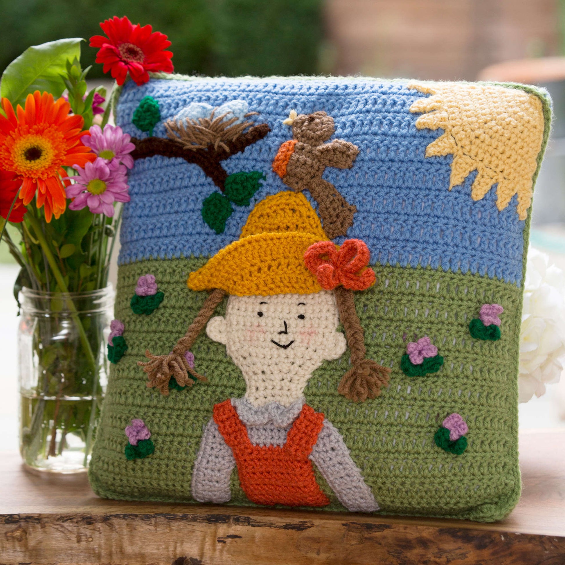 Free Red Heart Spring Has Sprung Pillow Crochet Pattern