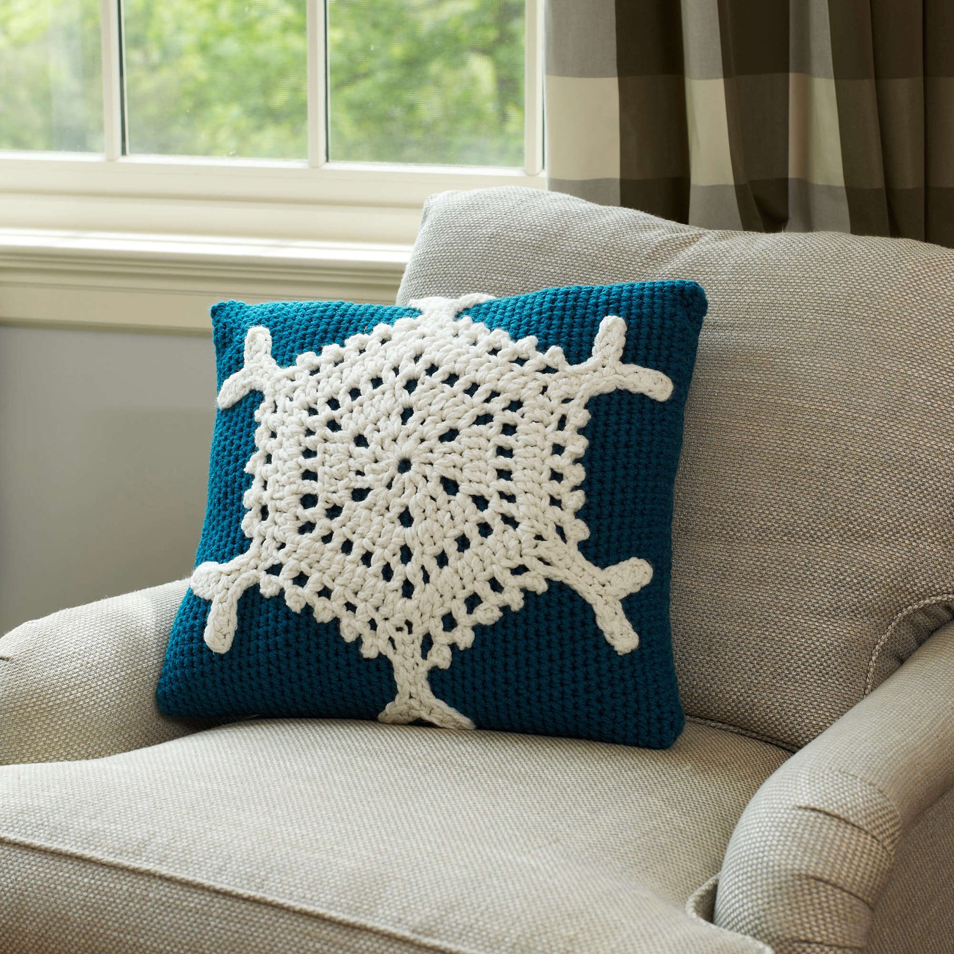 Free Red Heart Snowflake Pillow Crochet Pattern