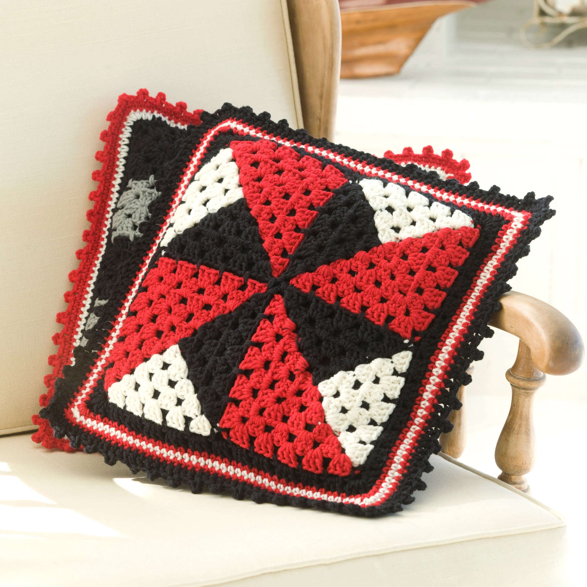 Free Red Heart Pinwheel Pillow Crochet Pattern