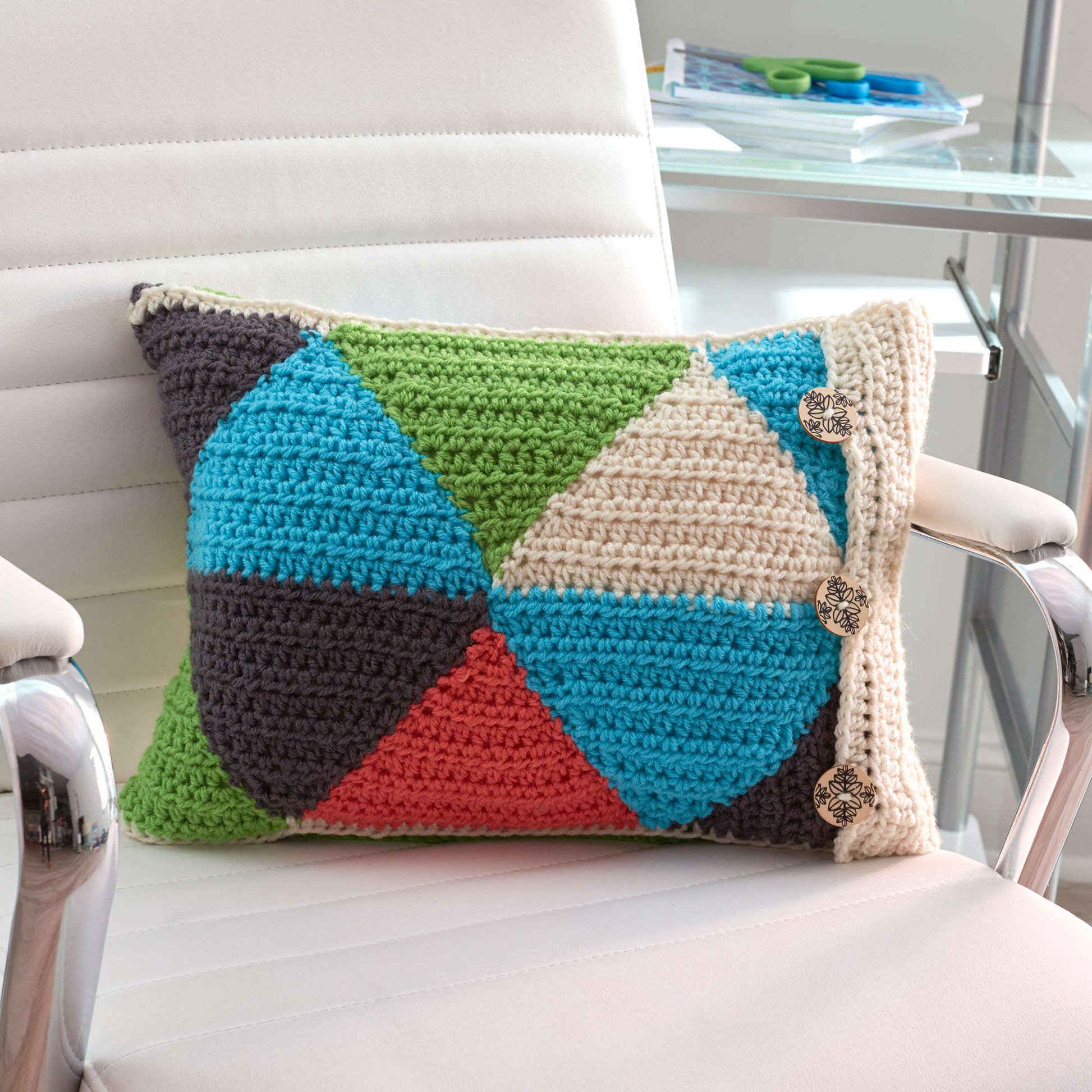 Free Red Heart Triangle Puzzle Pillow Crochet Pattern
