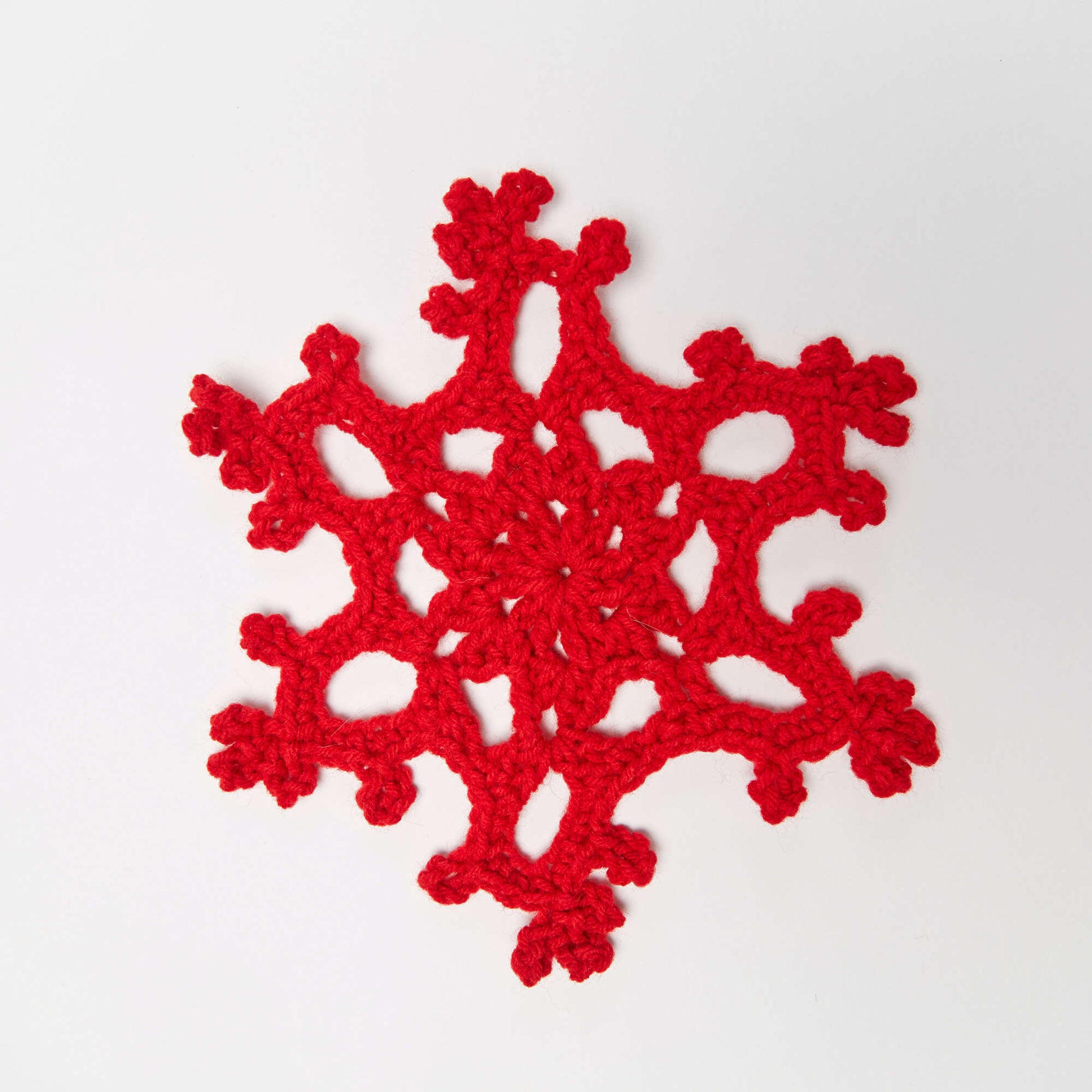 Free Red Heart Crocheted Snowflake Table Runner Pattern