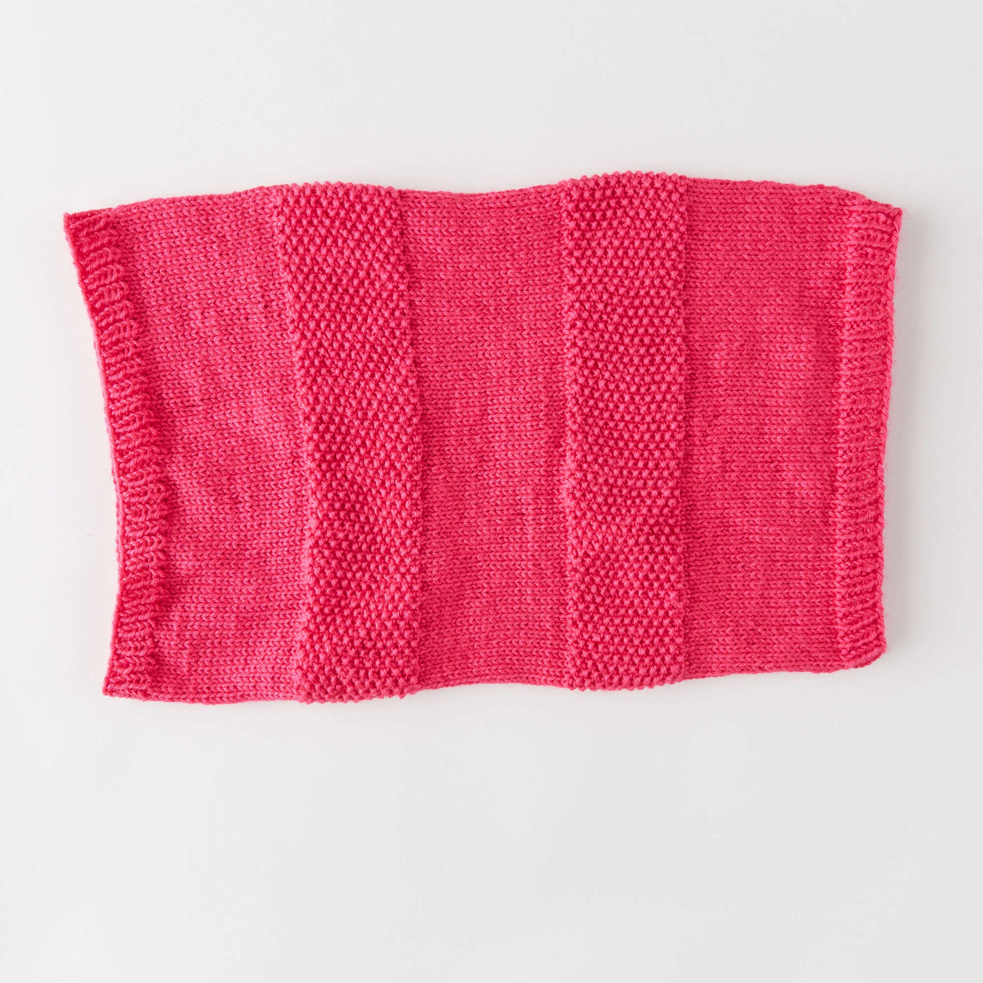 Free Red Heart Stunning Knit Cowl Pattern