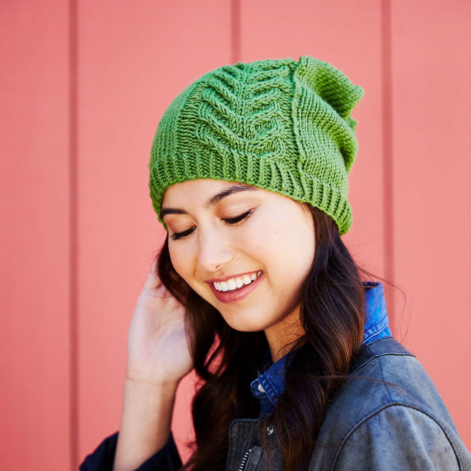 Free Red Heart Road To Success Chic Hat Knit Pattern