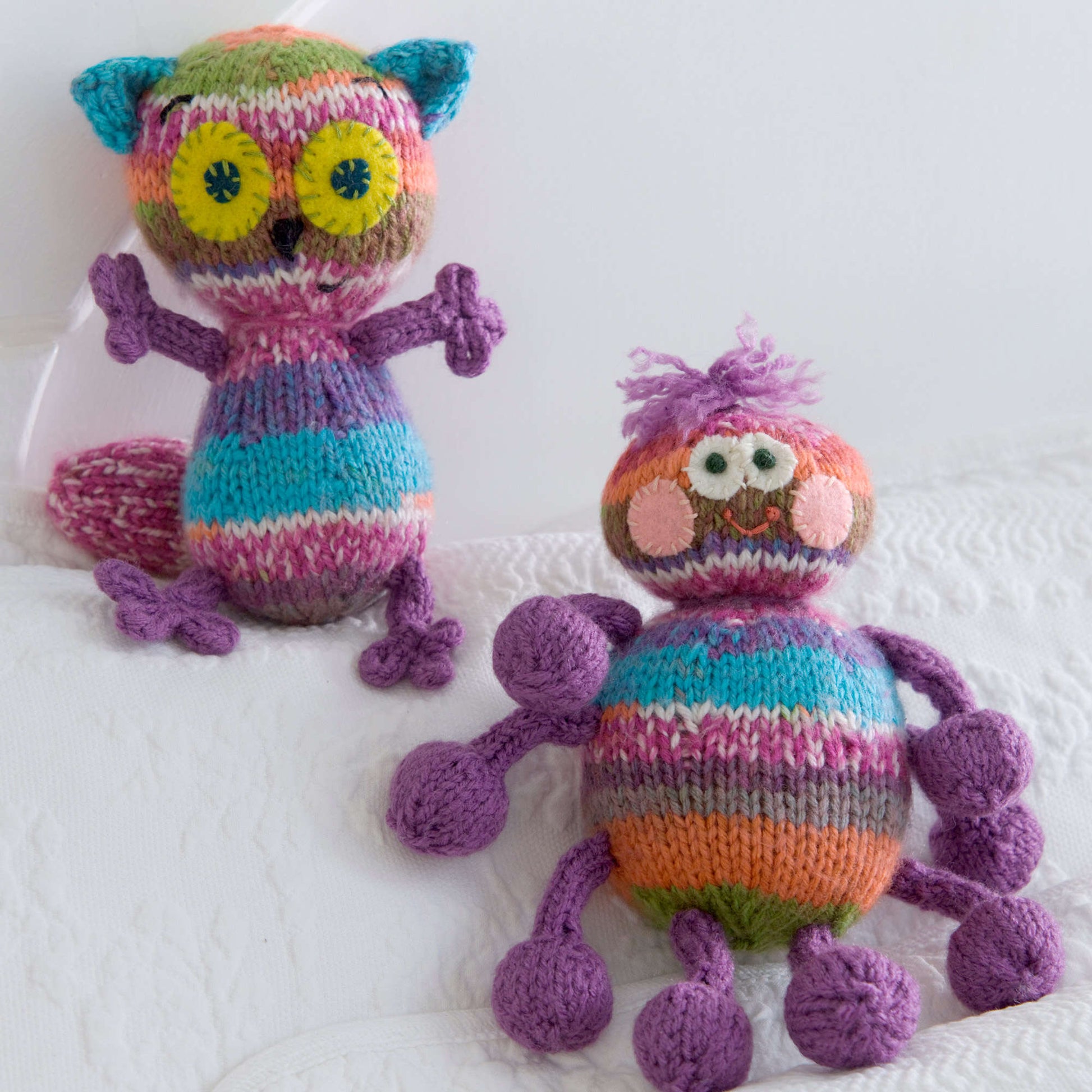 Free Red Heart Sugar Glider And Spider Rattles Knit Pattern