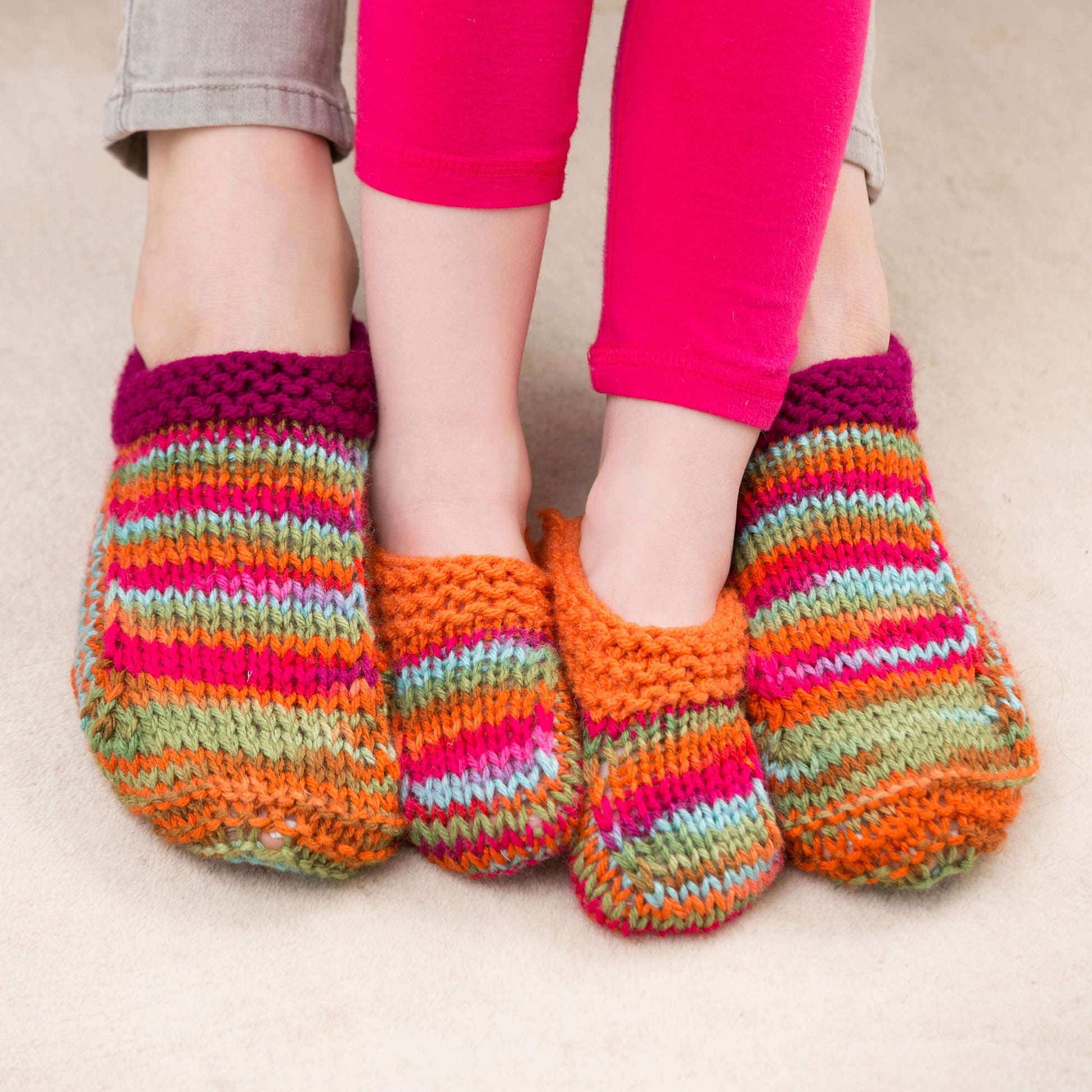 Free Red Heart Mom And Me Slippers Knit Pattern