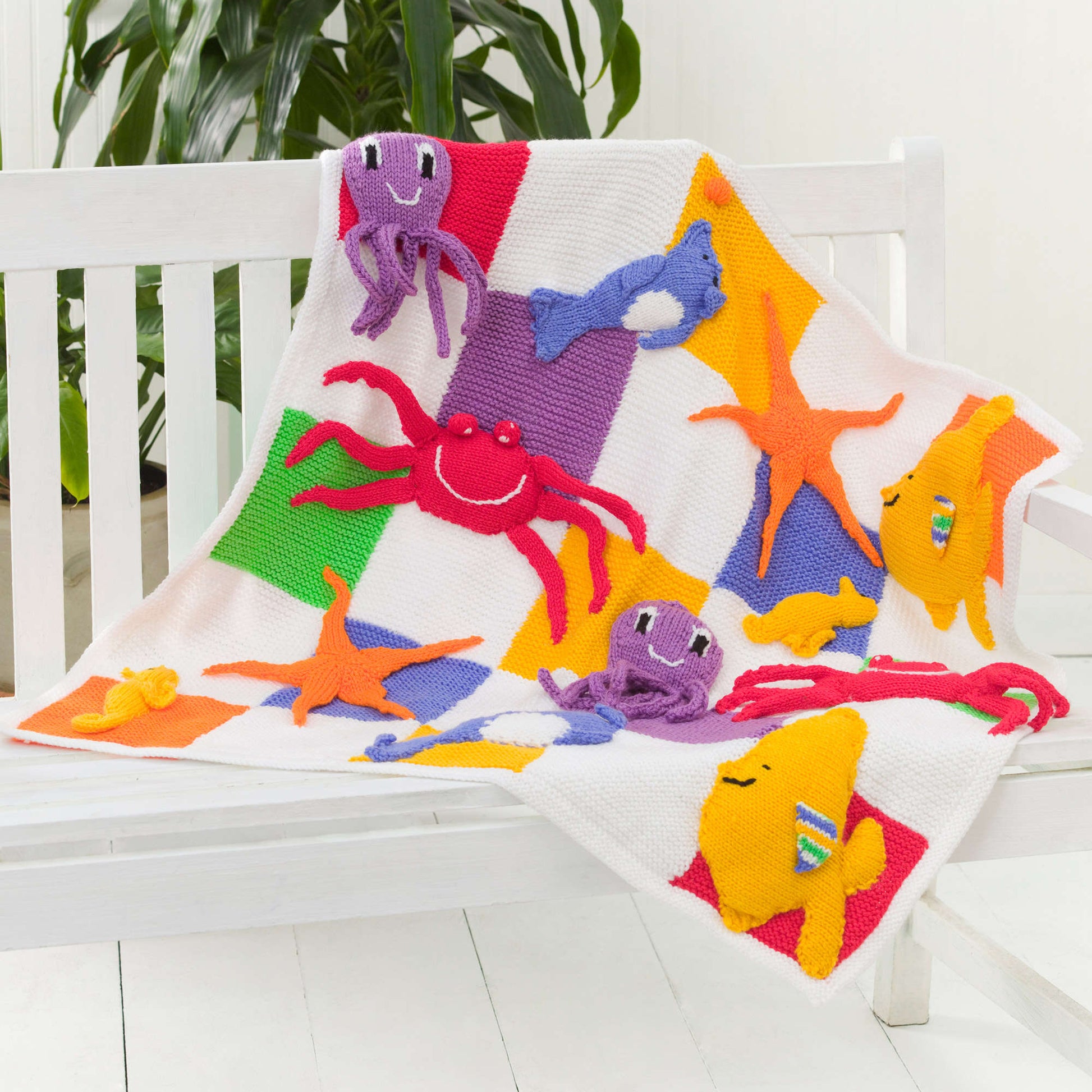 Free Red Heart Sea Creatures Throw Knit Pattern