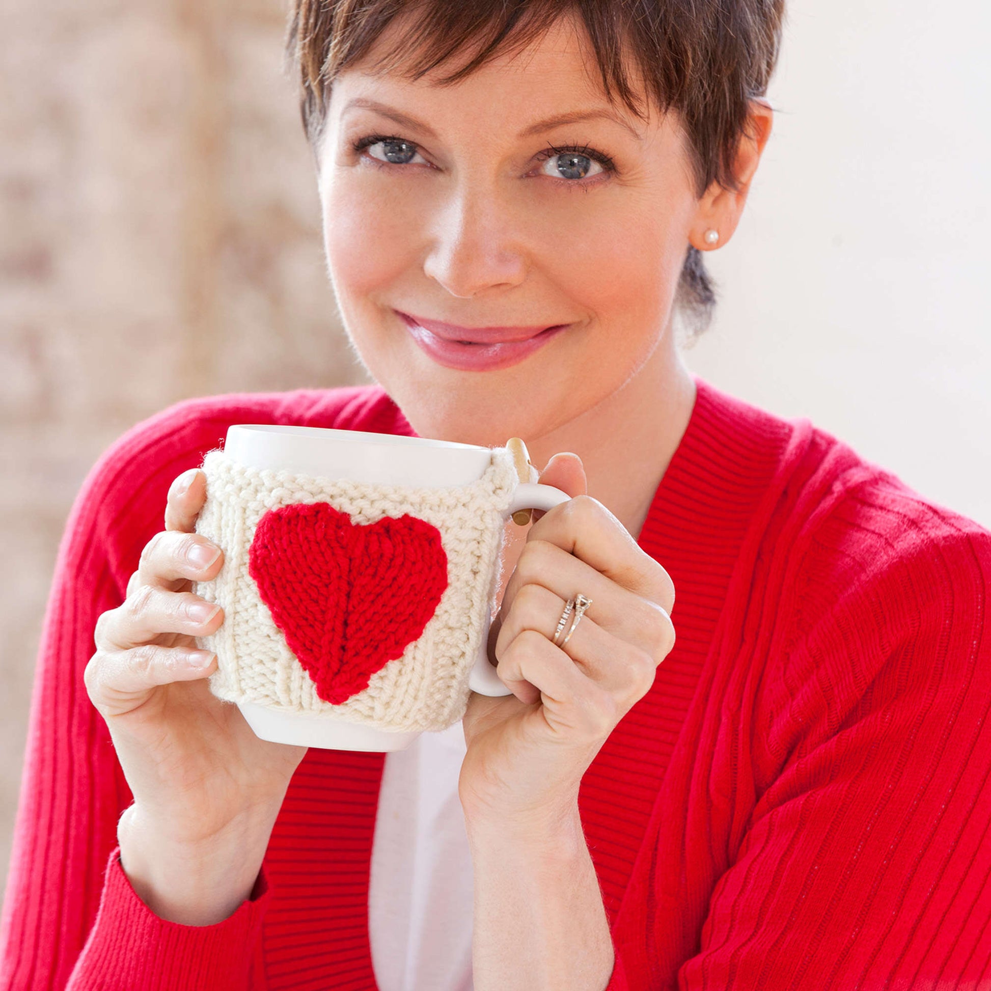 Free Red Heart Valentine Mug Hug Knit Pattern