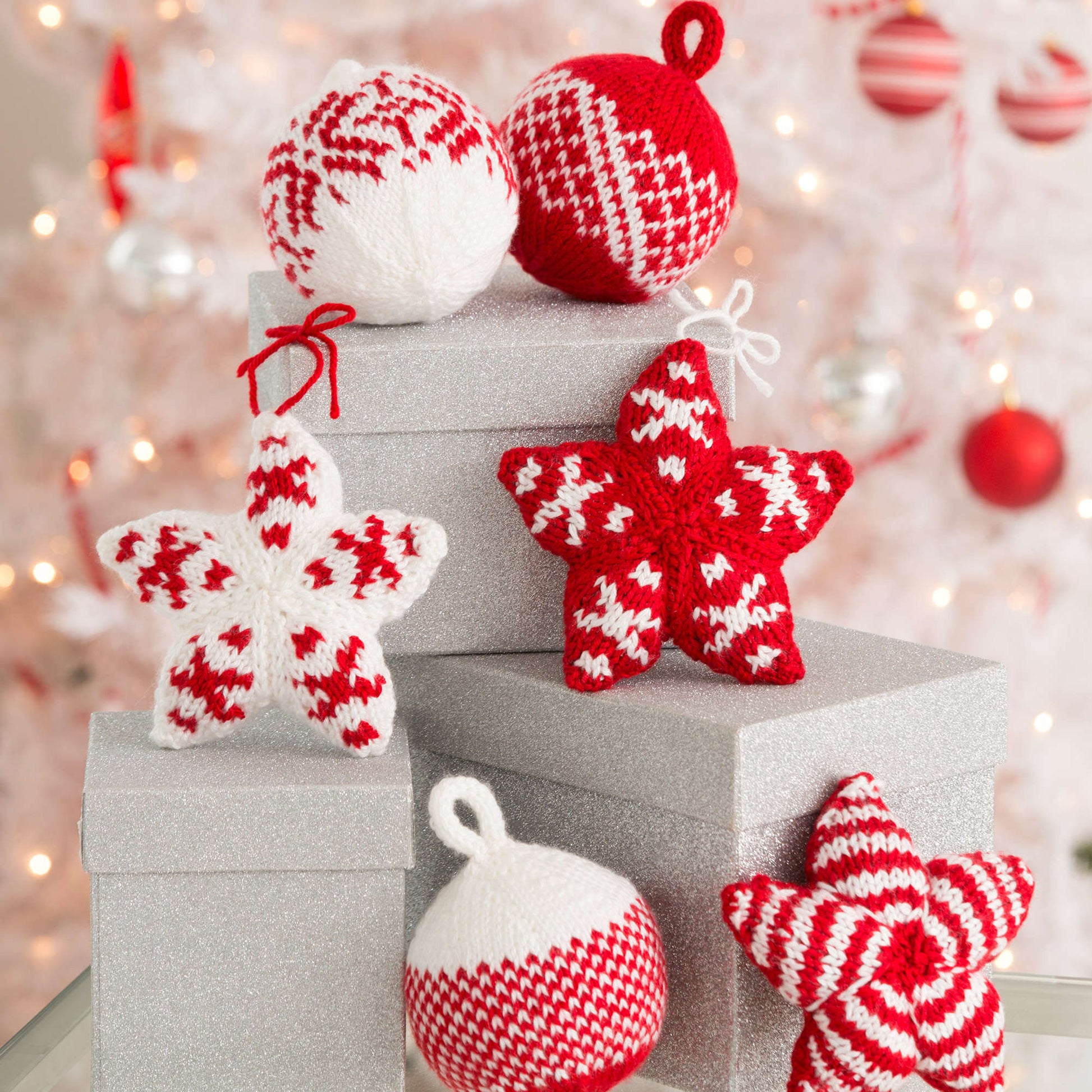 Free Red Heart Holiday Stars And Balls Ornaments Knit Pattern