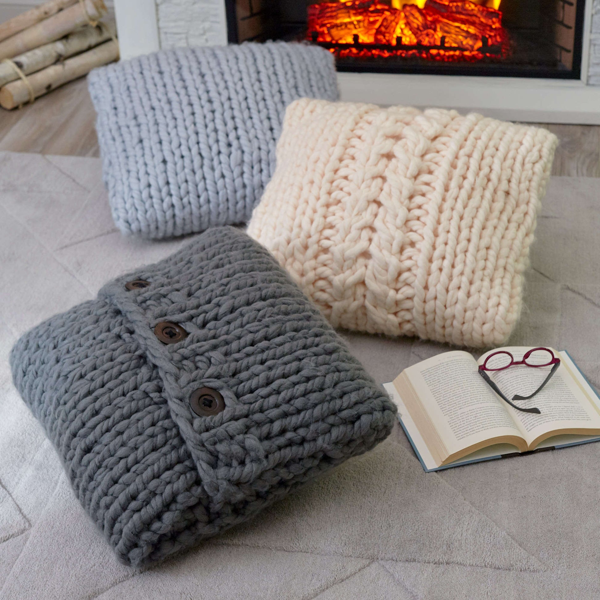 Free Red Heart Comfort Cable Pillow Pattern