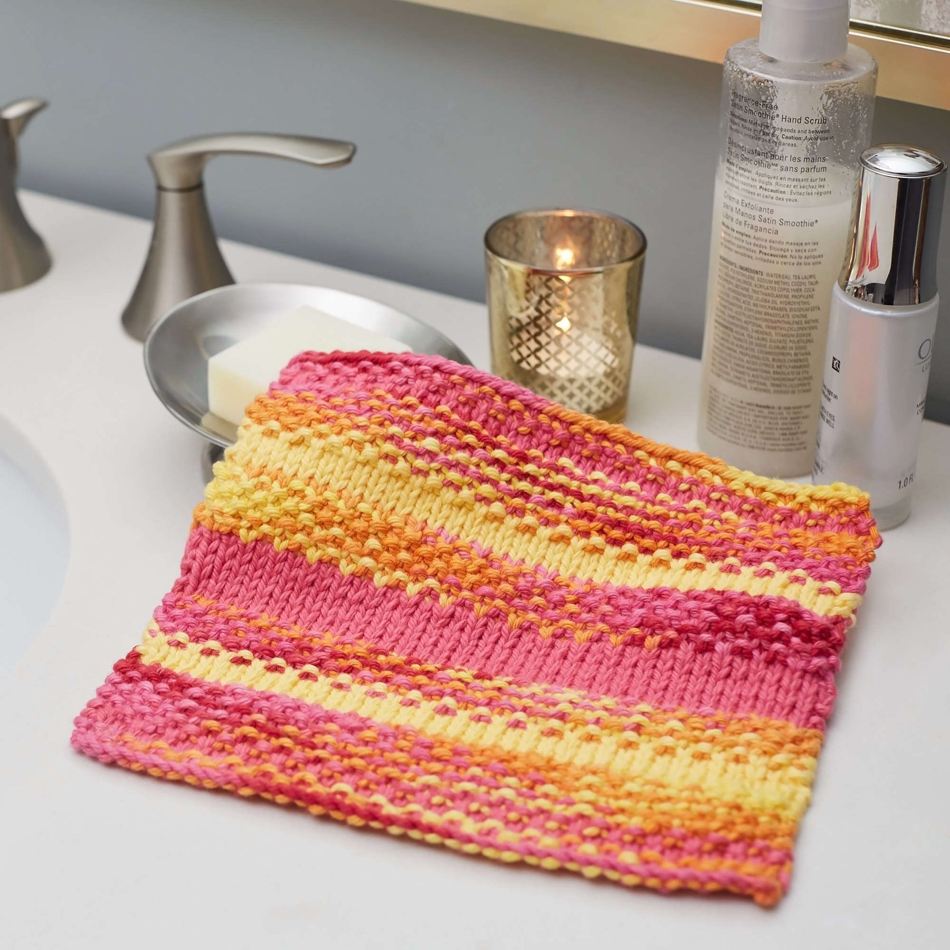 Free Red Heart Textured Stripes Washcloth Knit Pattern
