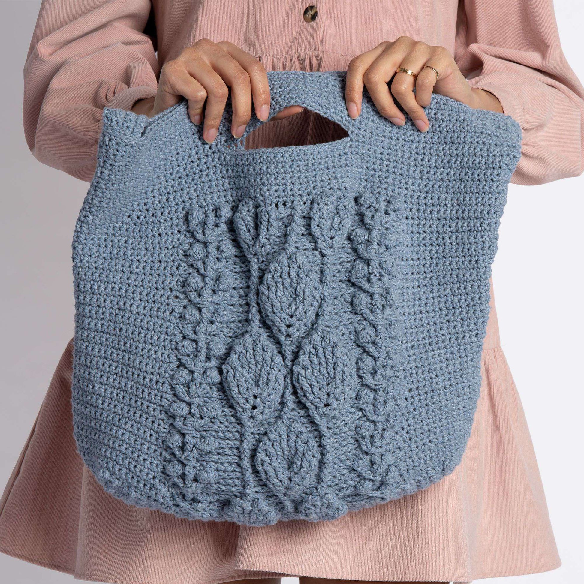 Free Lily Climbing Leaves Crochet Tote Bag Pattern