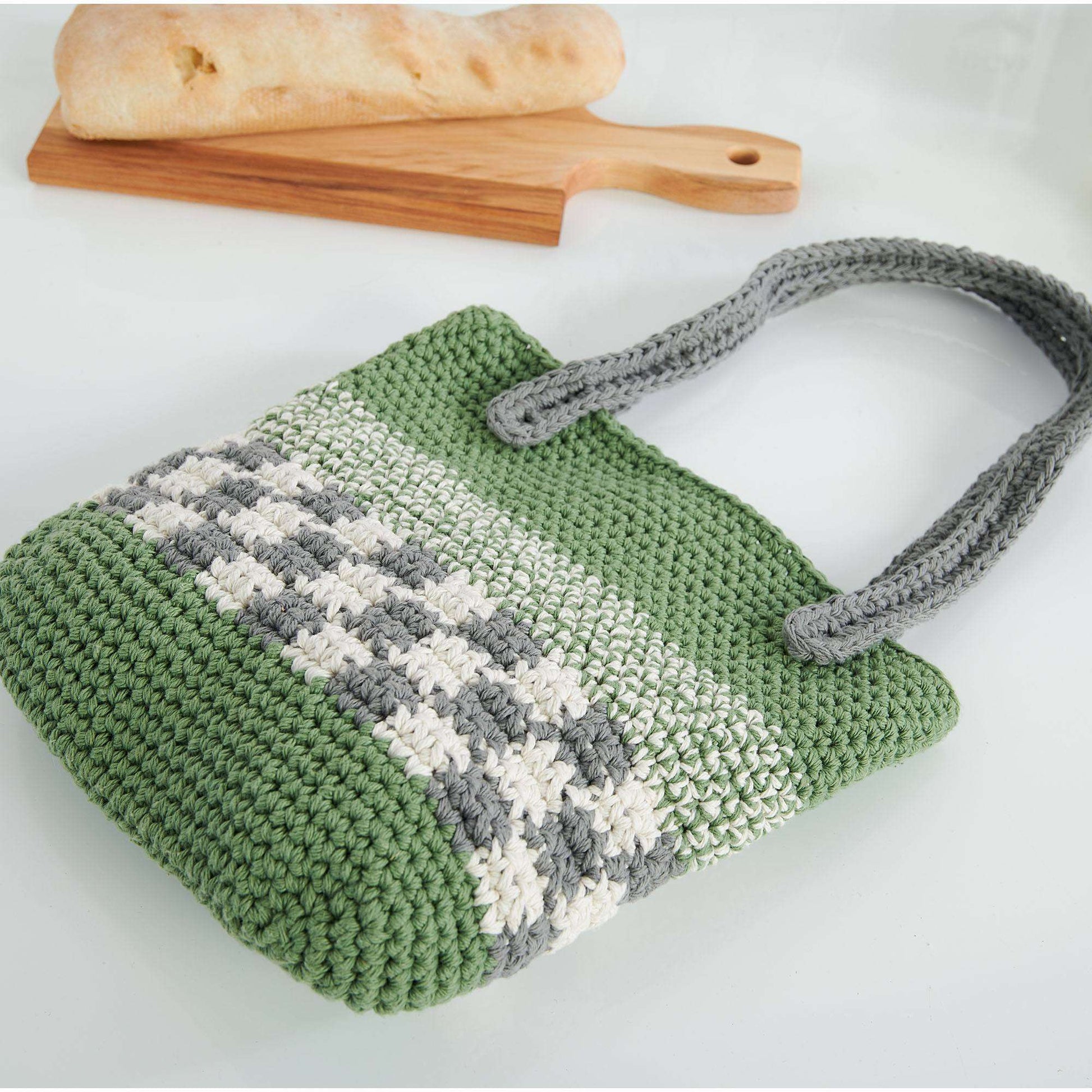 Free Lily Check It Out Crochet Tote Pattern