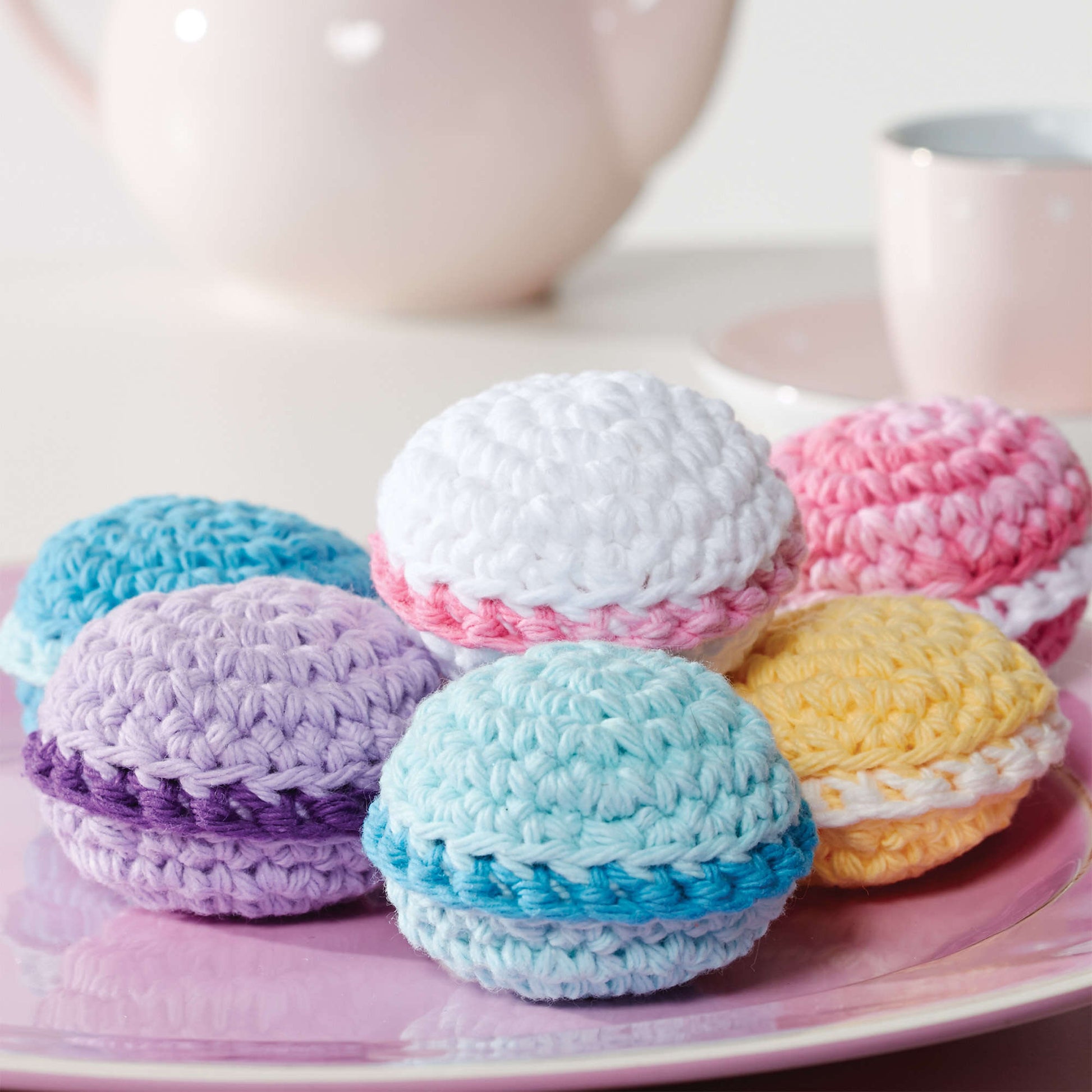 Free Lily Sugar'n Cream Macarons Crochet Pattern