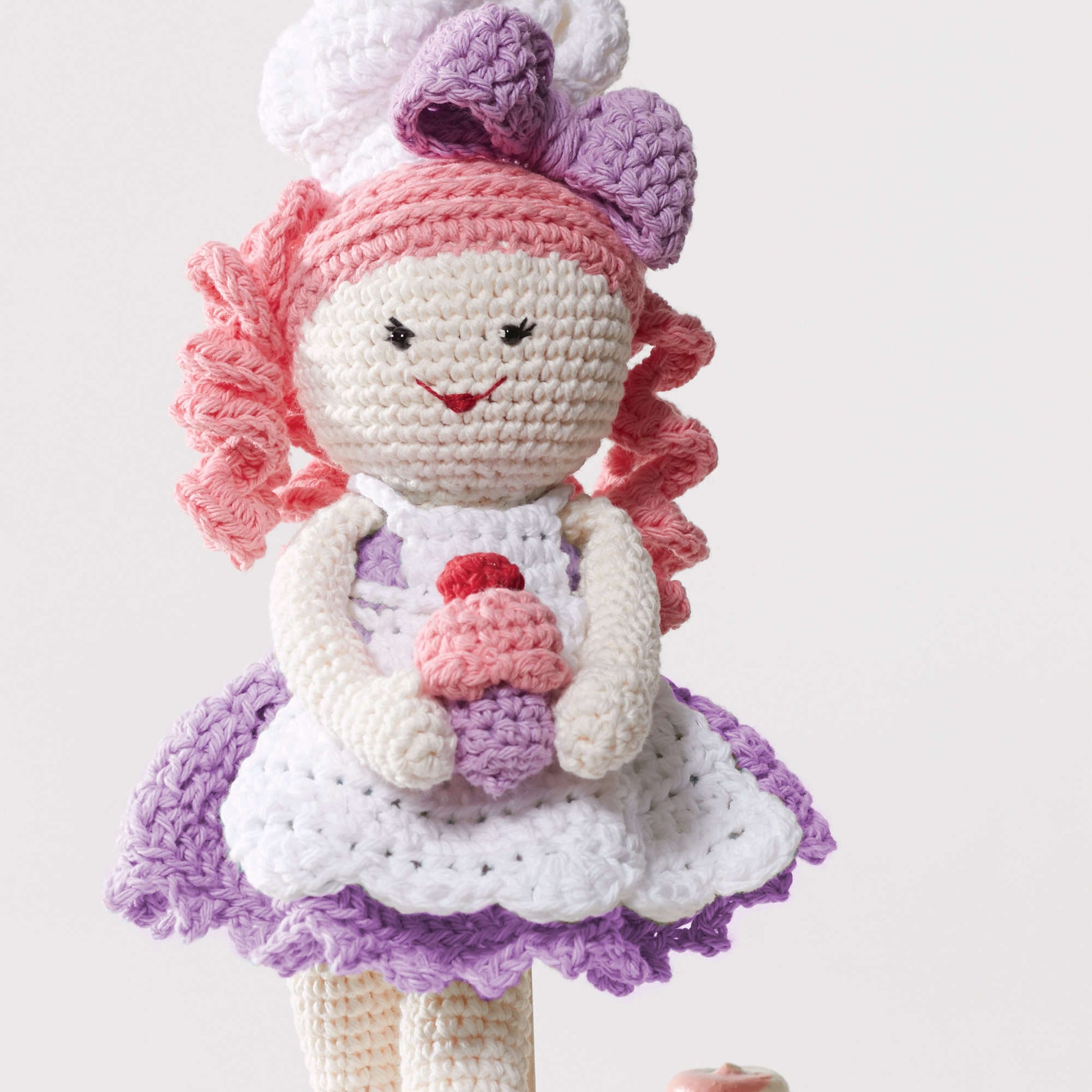Free Lily Sugar'n Cream Baker Lily Doll Crochet Pattern