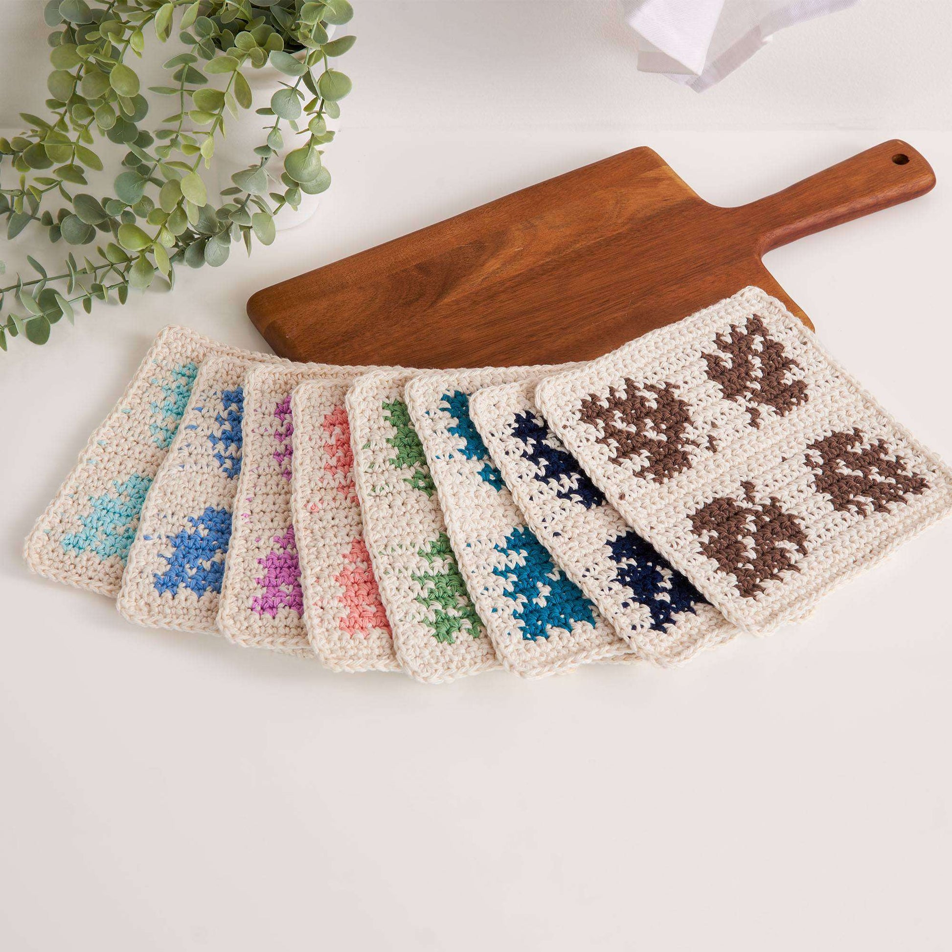 Free Lily Botanical Crochet Dishcloth Pattern