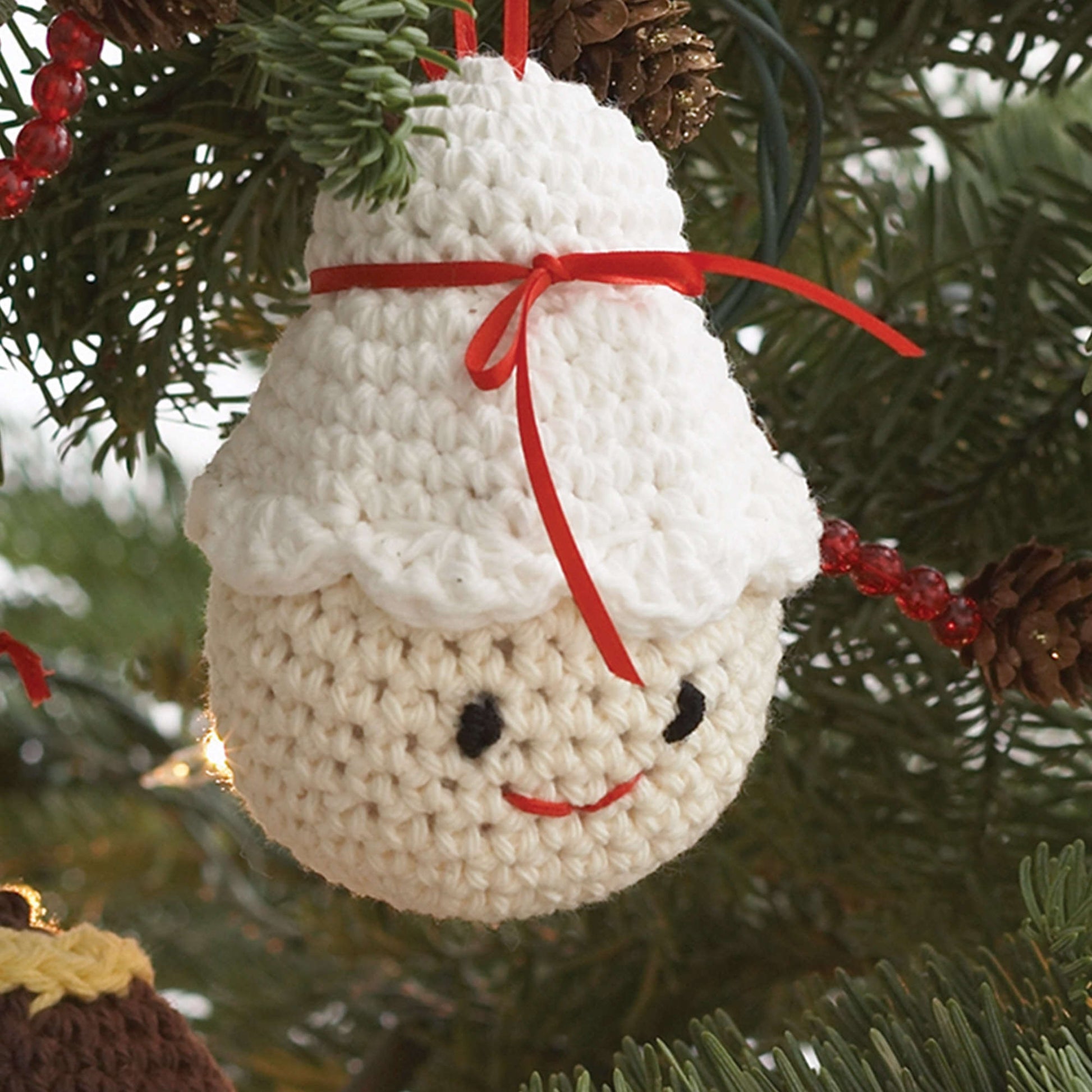 Free Lily Sugar'n Cream Amigurumi Ornaments Crochet Pattern