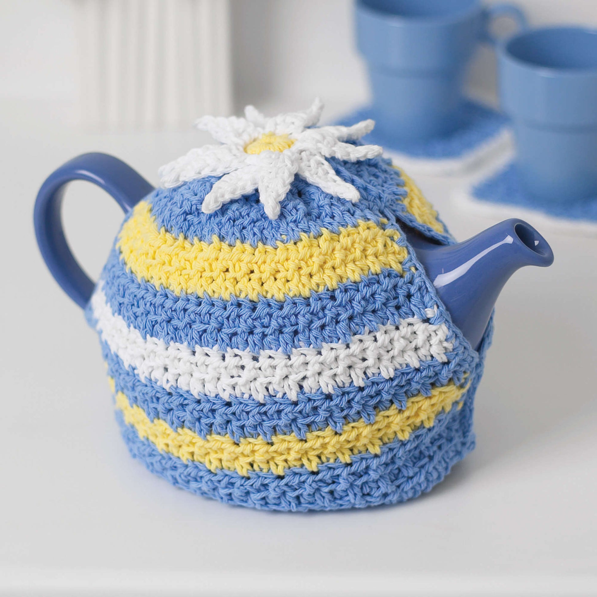 Free Lily Sugar'n Cream Daisy Motif Tea Cozy Crochet Pattern