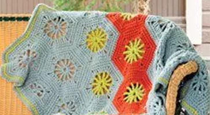 Image of Softee Chunky in Interweave Crochet thumbnail