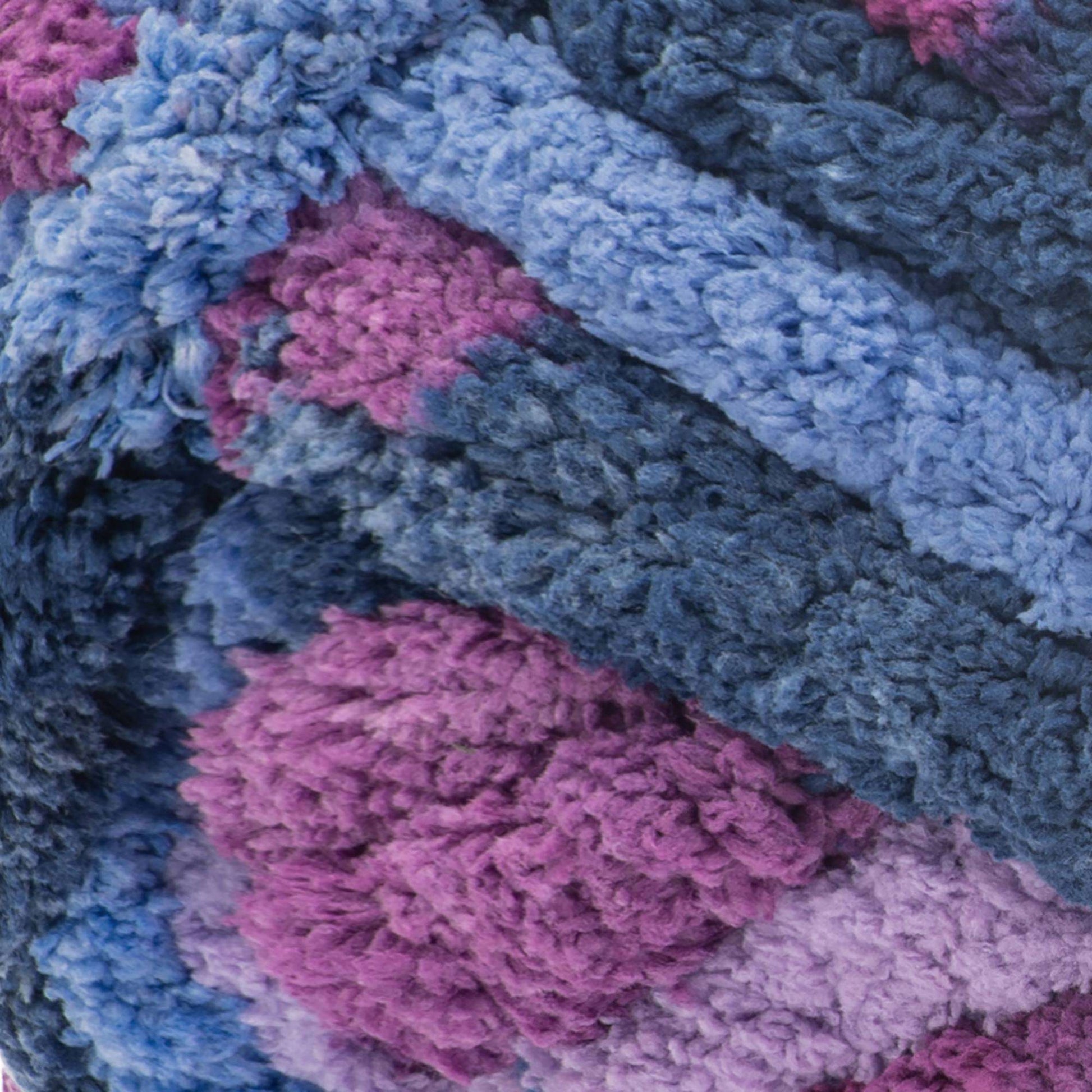 Bernat Blanket Extra Thick Yarn (600g/21.2oz) - Discontinued Shades Purple Rain