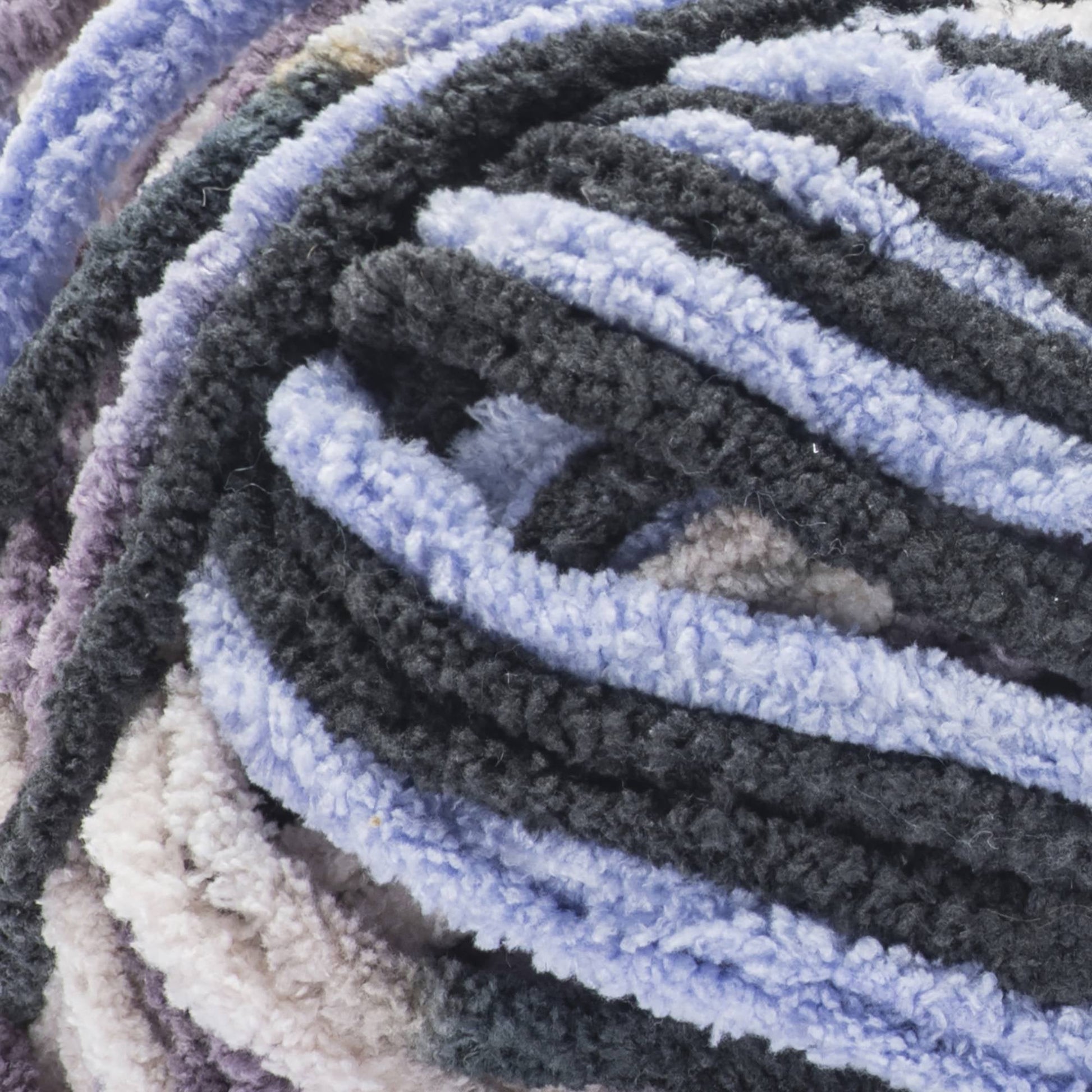 Bernat Blanket Yarn (300g/10.5oz) Flourite