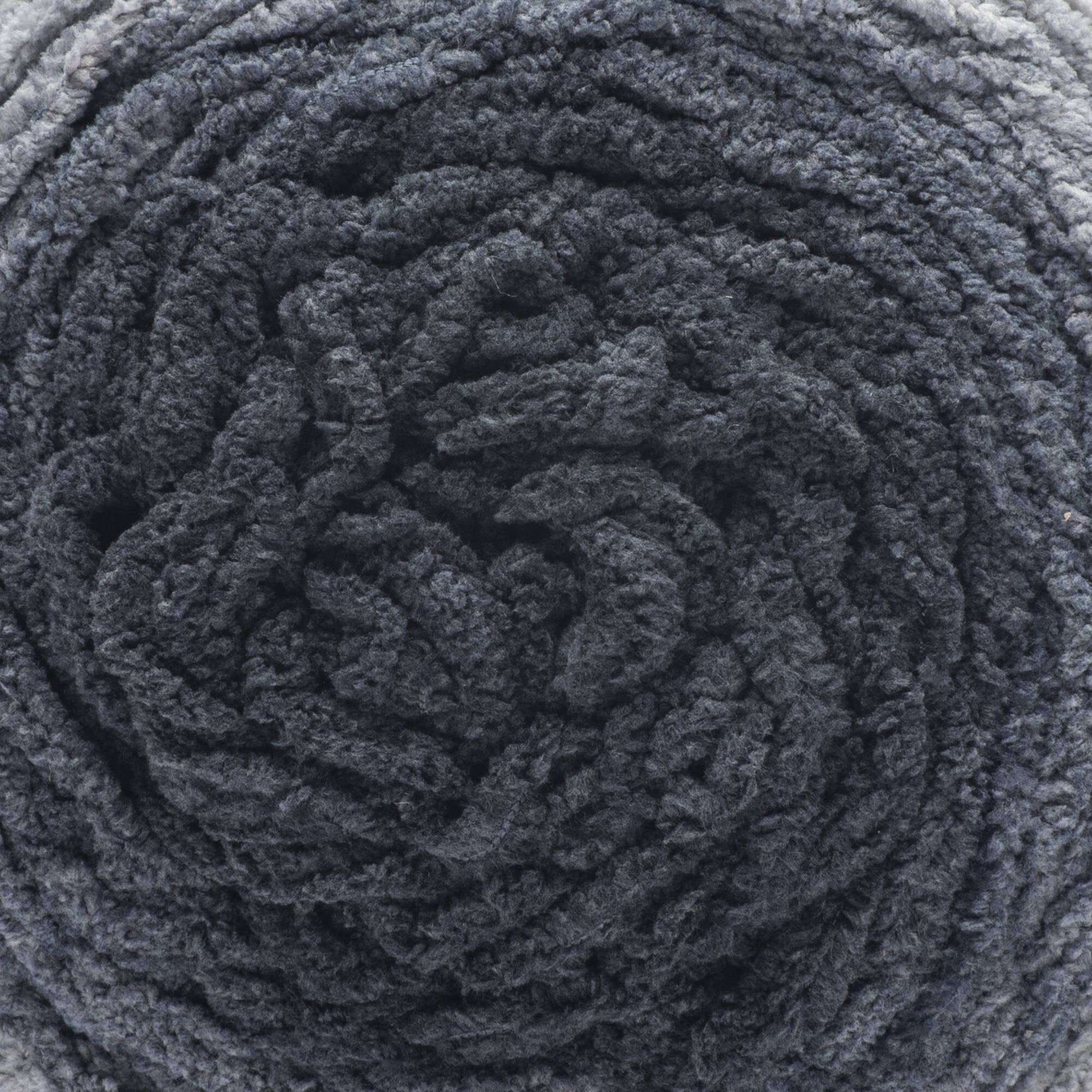 Bernat Blanket Perfect Phasing Crochet Yarn in Deep Black | Size: 300g/10.5oz | Pattern: Crochet | by Yarnspirations