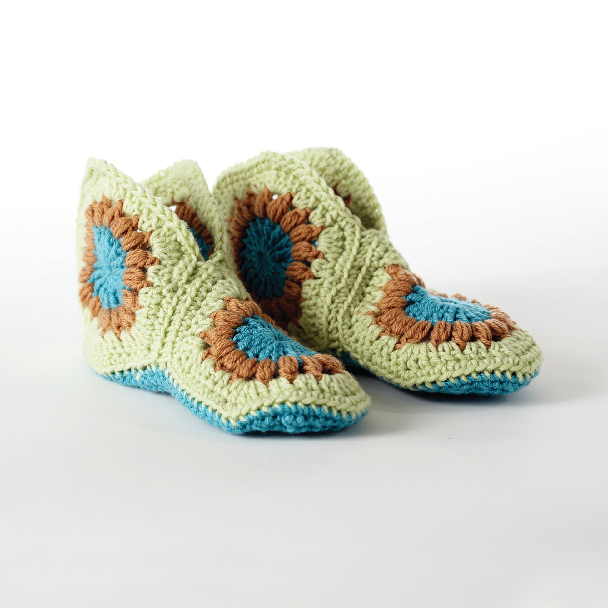 Free Easy Bernat Granny Slippers Crochet Pattern Yarnspirations