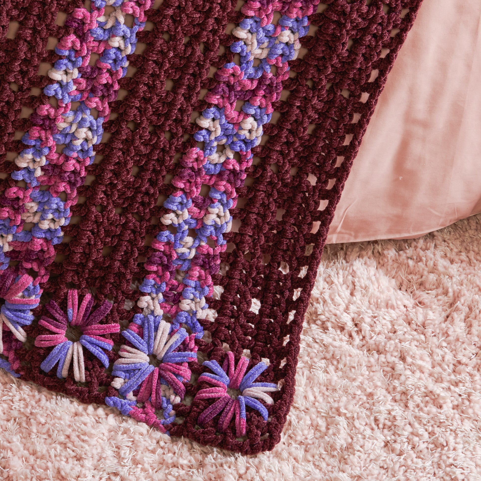 Free Bernat Flower Burst Crochet Lapghan Pattern