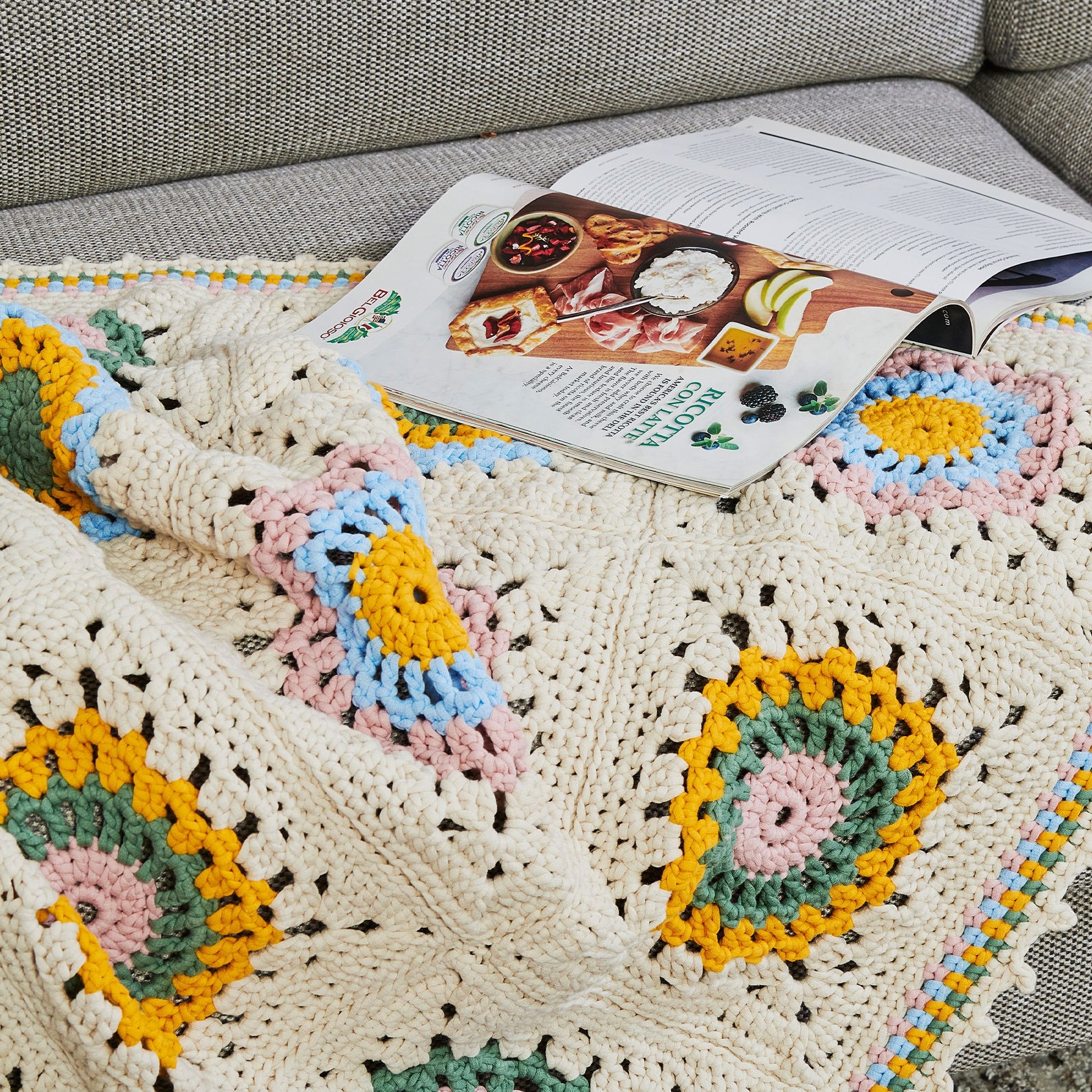 Free Bernat Picot Edged Crochet Granny Blanket Pattern