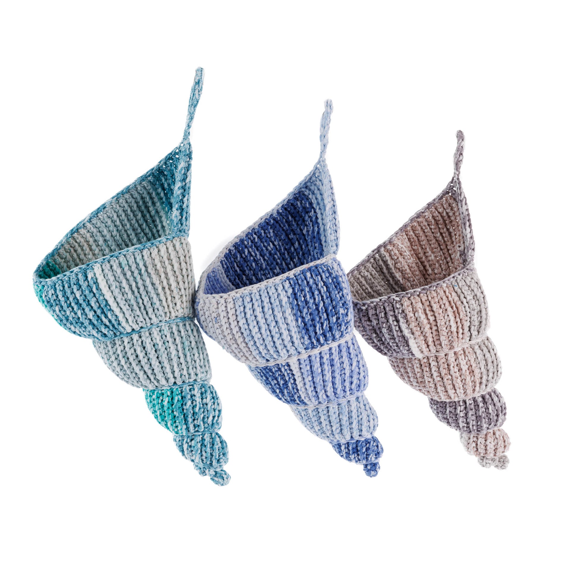 Free Intermediate Bernat Crochet Conch Shell Hanging Basket Pattern ...