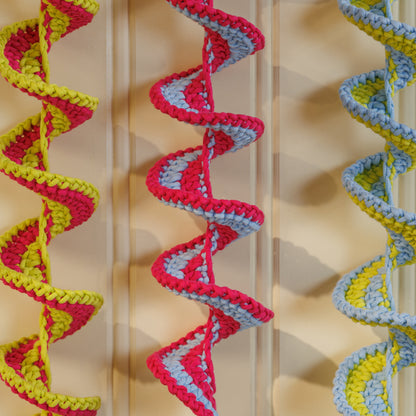 Bernat Crochet Wind Spinner Bernat Crochet Wind Spinner