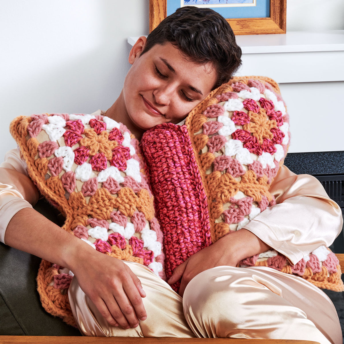 Crochet Pillow made in Bernat Forever Fleece Yarn