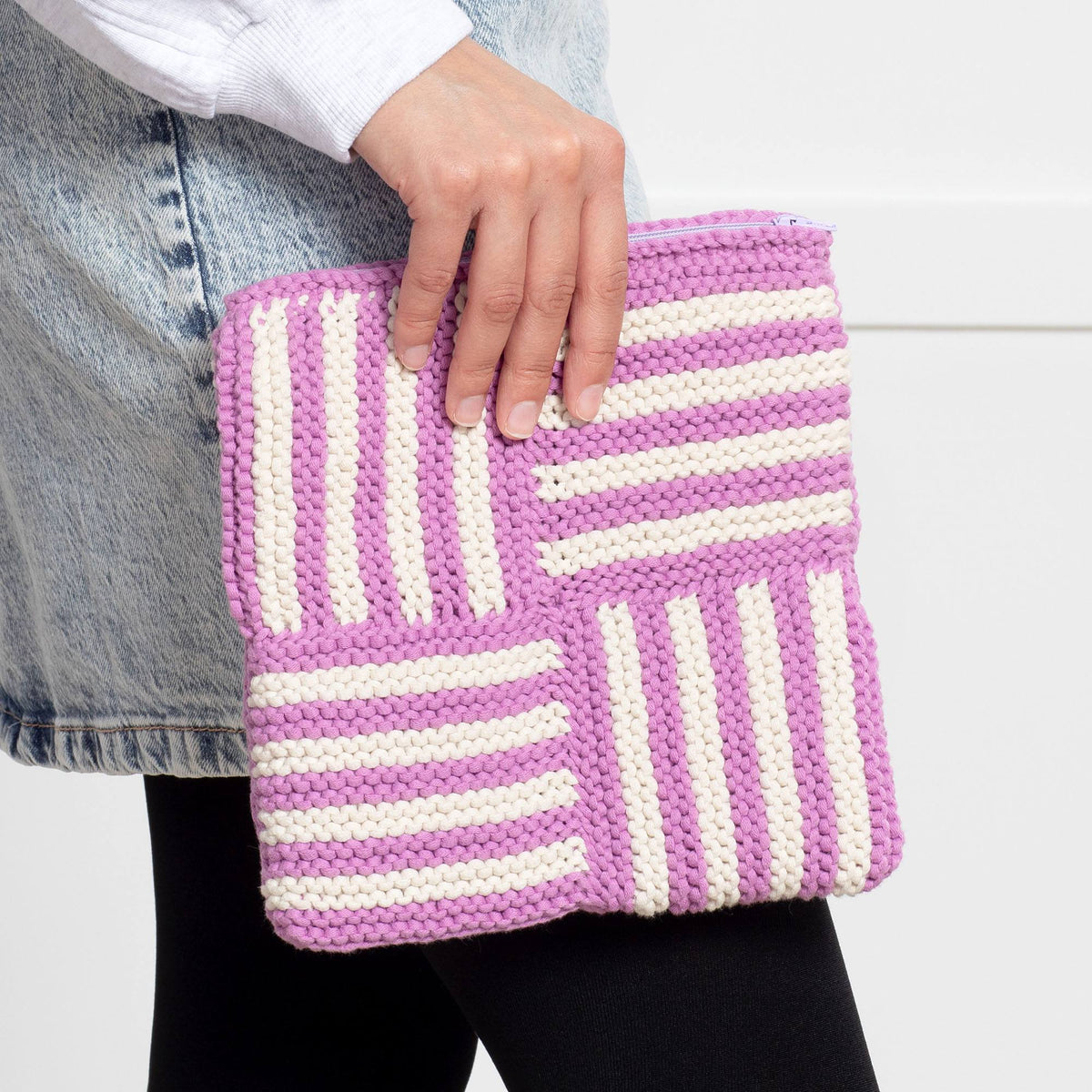 Knit Pouch made in Bernat Maker Yarn