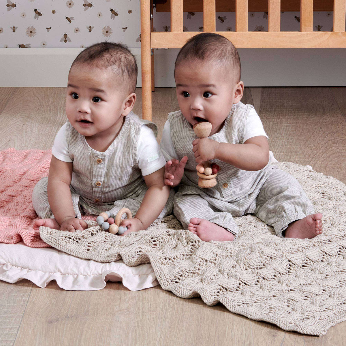 Knit Blanket made in Bernat Softee Baby Yarn