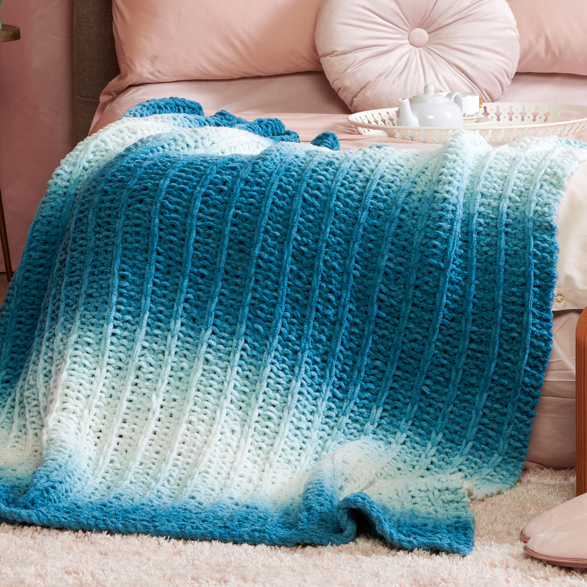 Knit Blanket made in Bernat Blanket Extra Thick Yarn