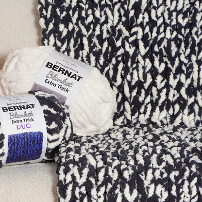 Bernat Go With the Flow Table Knit Blanket Bernat Go With the Flow Table Knit Blanket