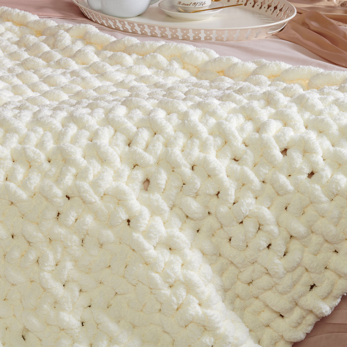 Craft Blanket made in Bernat Blanket Bigger Yarn