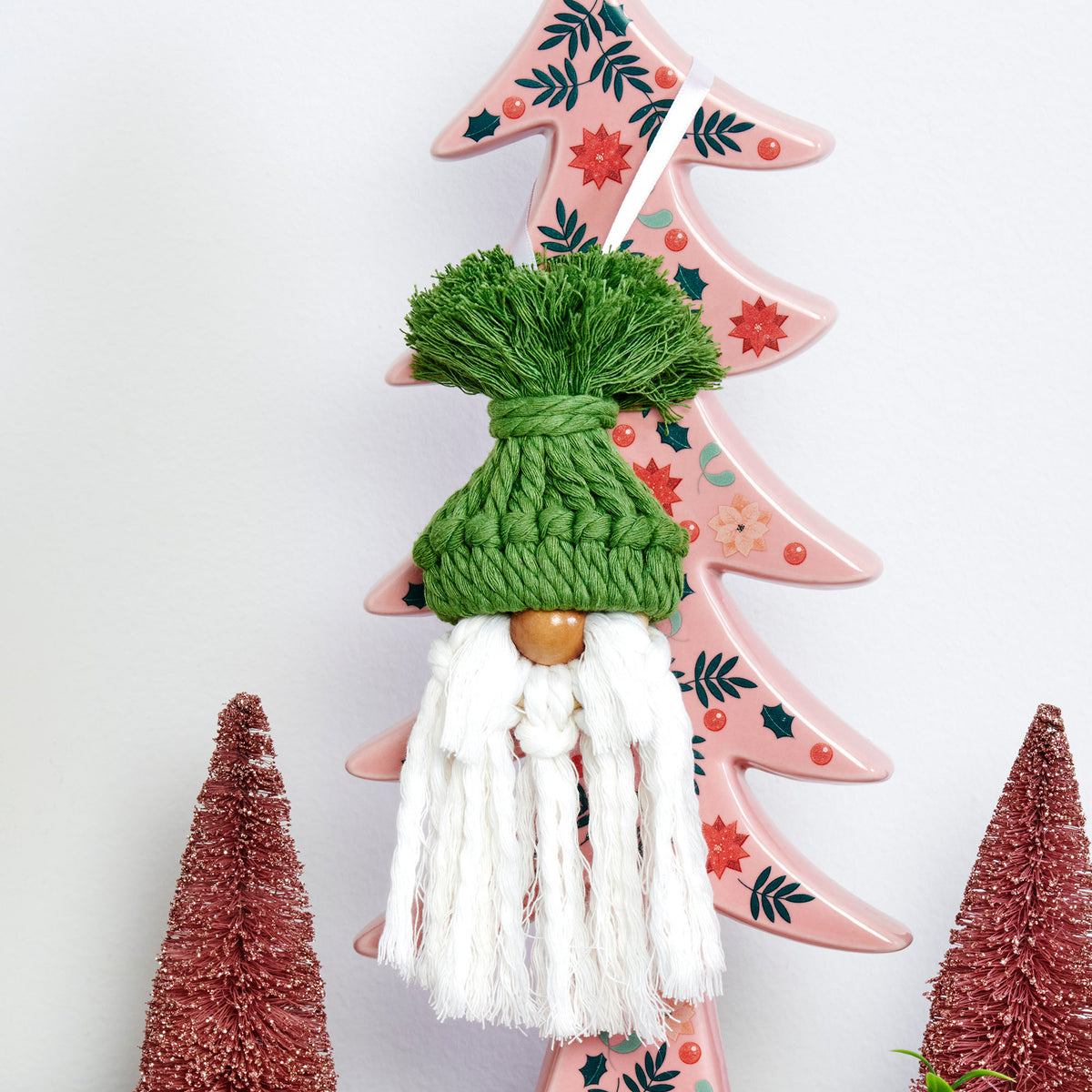 Craft Ornament made in Bernat Macrame Yarn