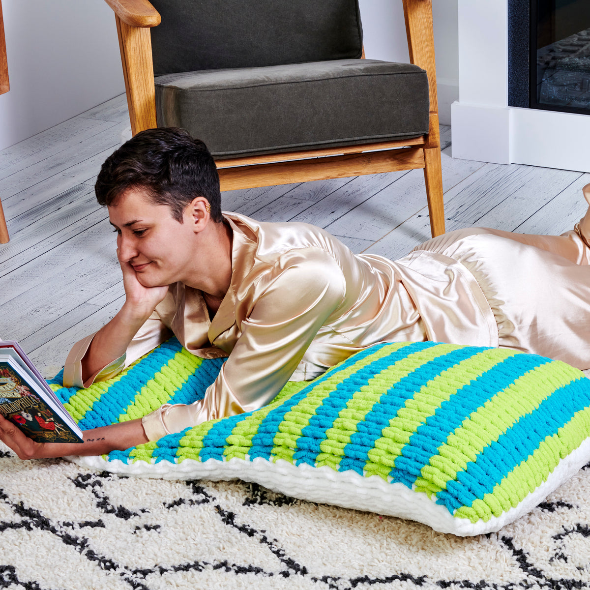 Craft Pillow made in Bernat Alize Blanket-EZ Stripes","Alize Blanket-EZ Yarn