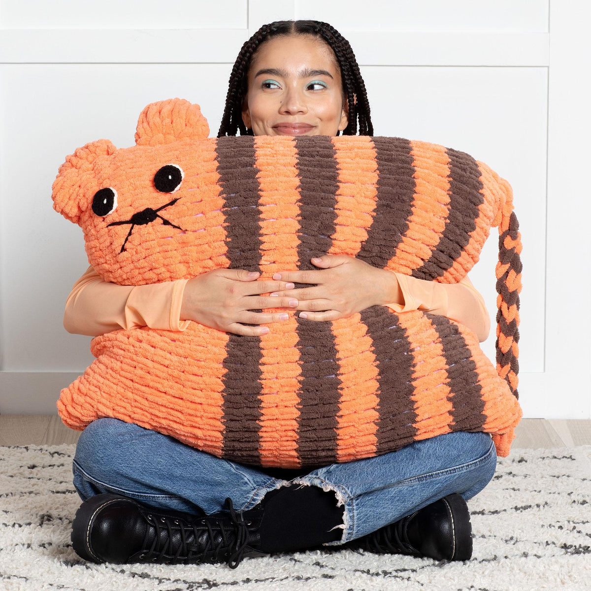 Craft Pillow made in Bernat Alize Blanket-EZ Yarn