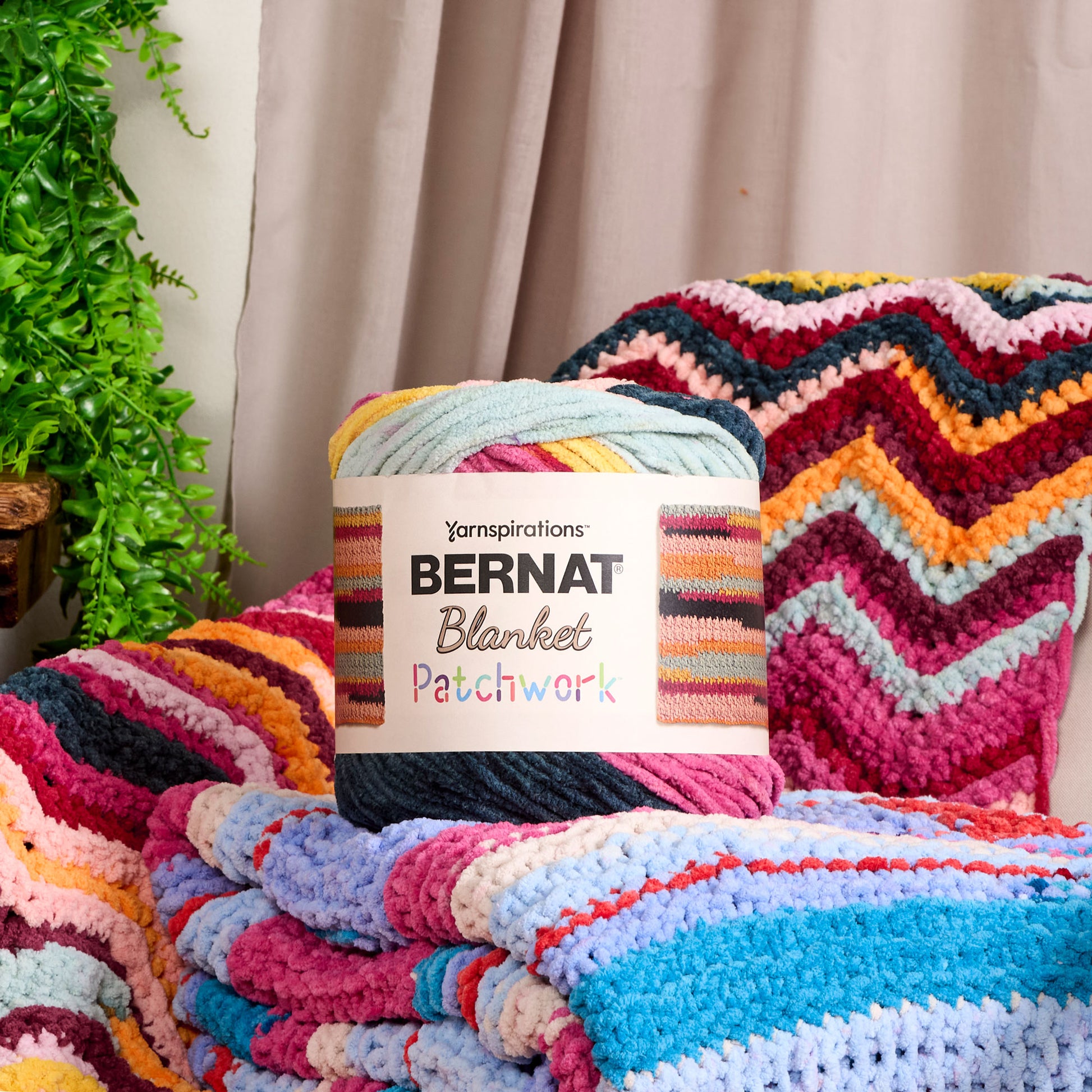 Bernat Blanket Patchwork Yarn (300g/10.5oz) | Yarnspirations