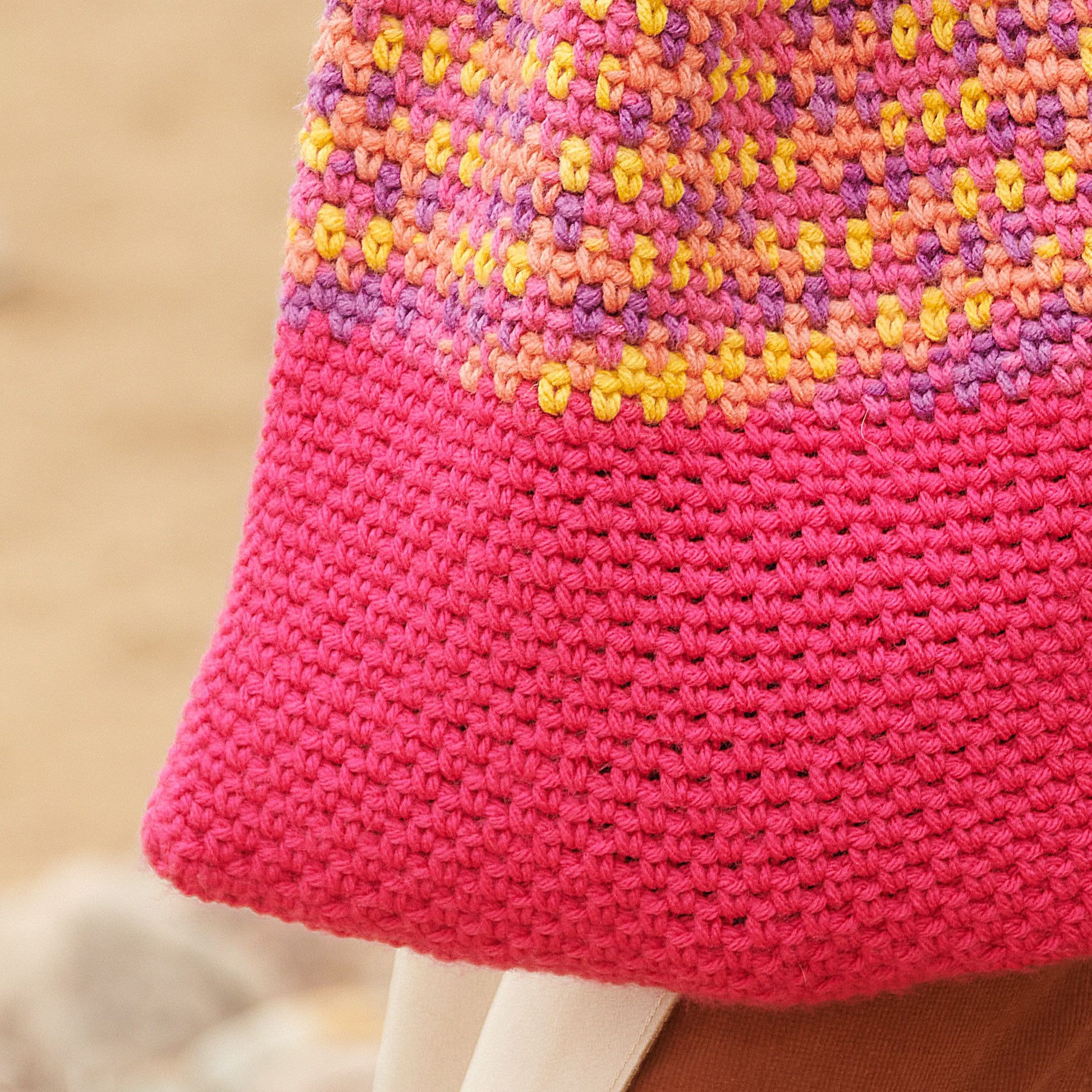 Free Caron Beginner Bold Crochet Tote Pattern